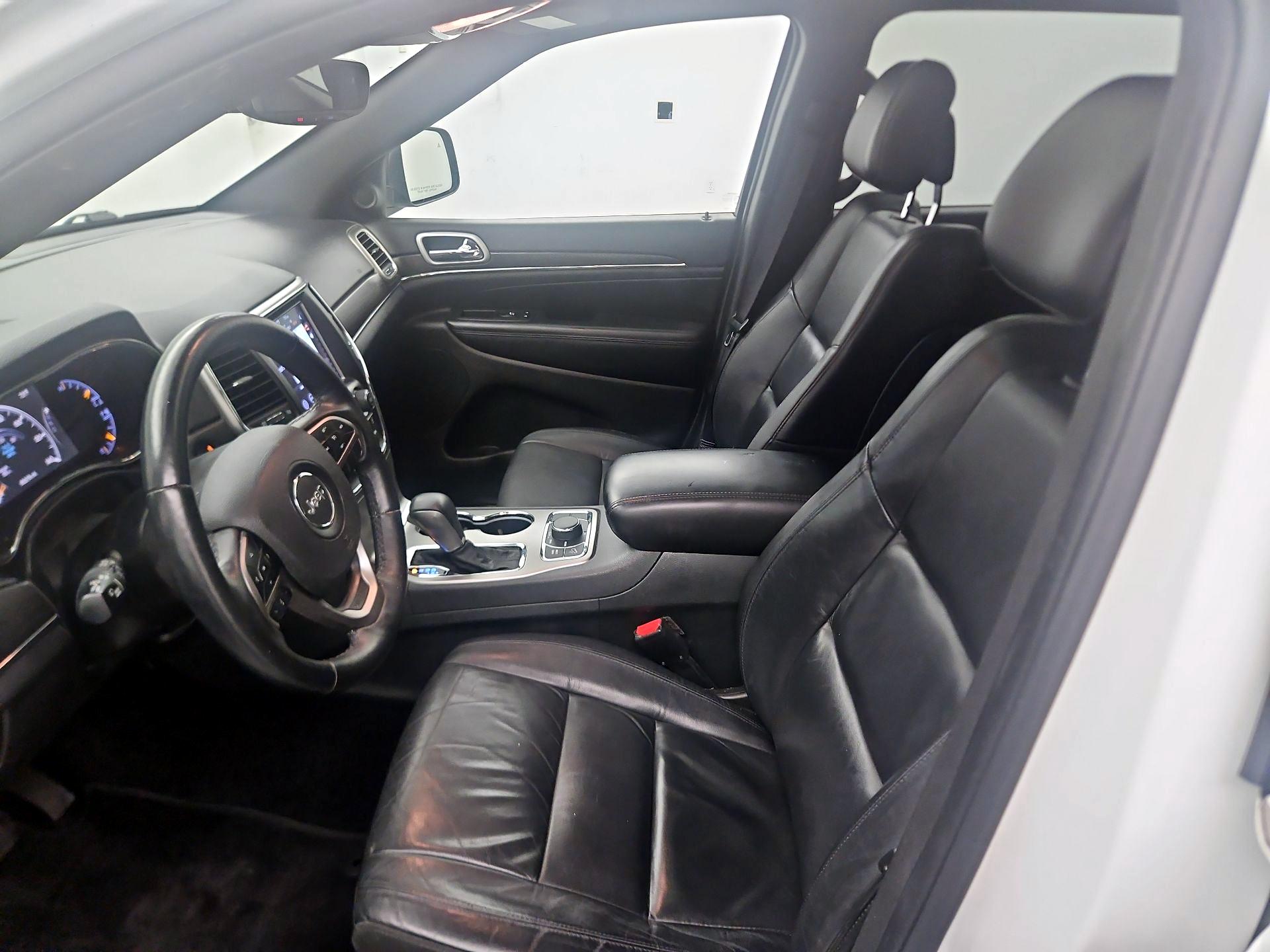 Thumbnail: 2018 Jeep Grand Cherokee - 11