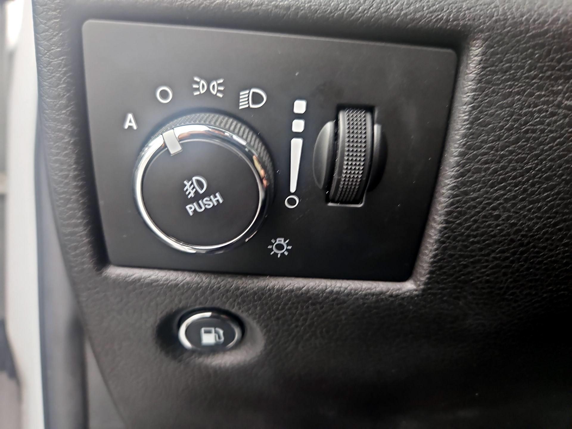 Thumbnail: 2018 Jeep Grand Cherokee - 13