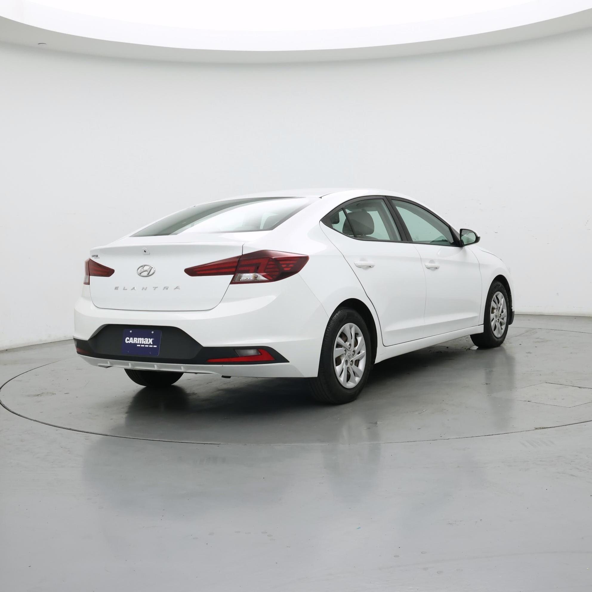 Thumbnail: 2019 Hyundai Elantra - 8