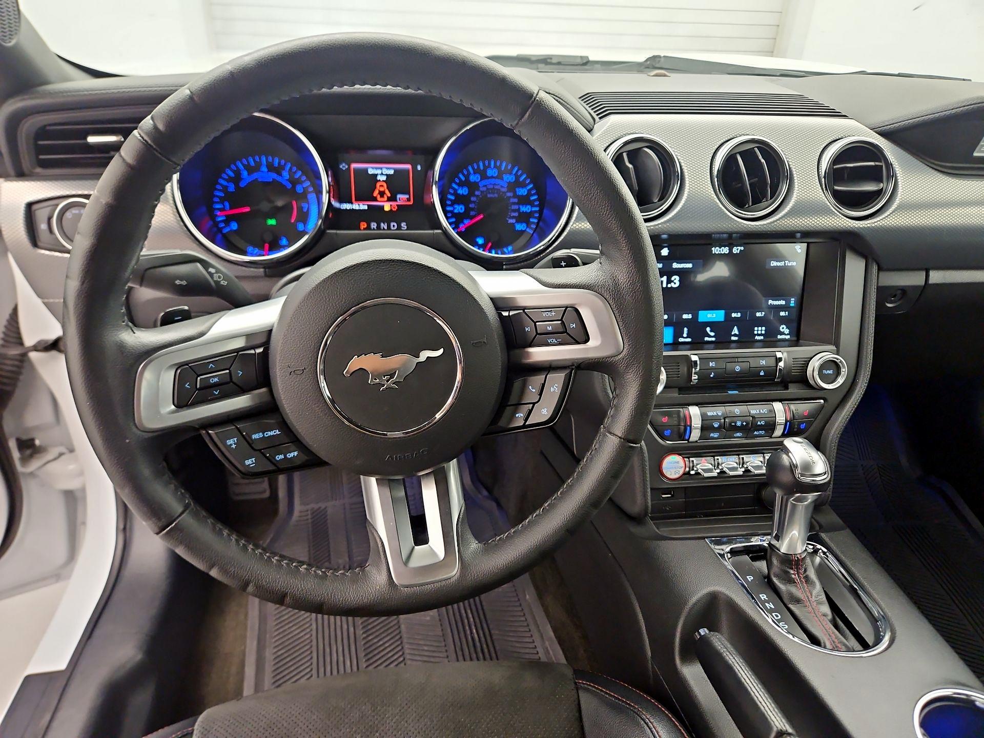 Thumbnail: 2016 Ford Mustang - 10