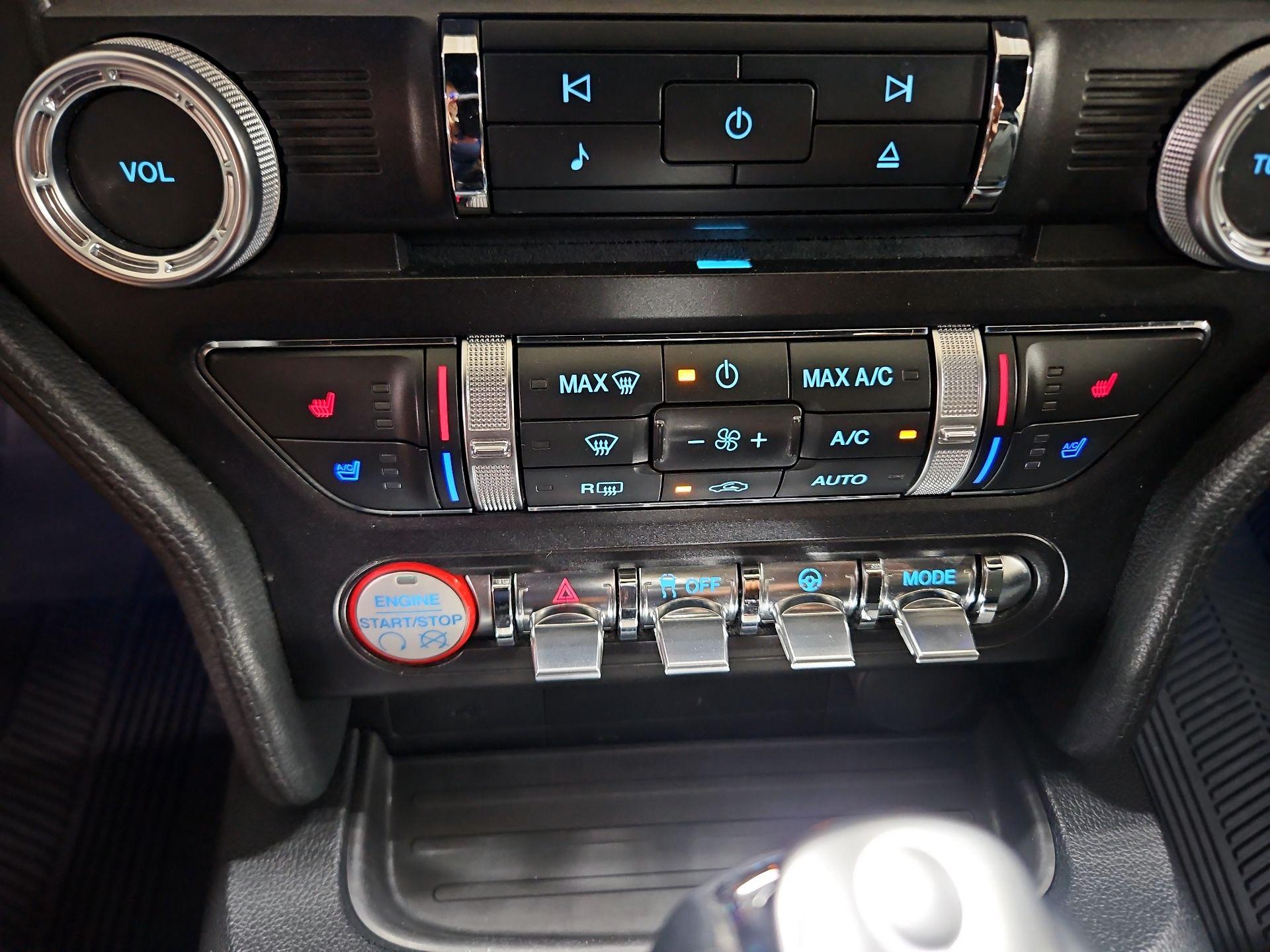 Thumbnail: 2016 Ford Mustang - 15