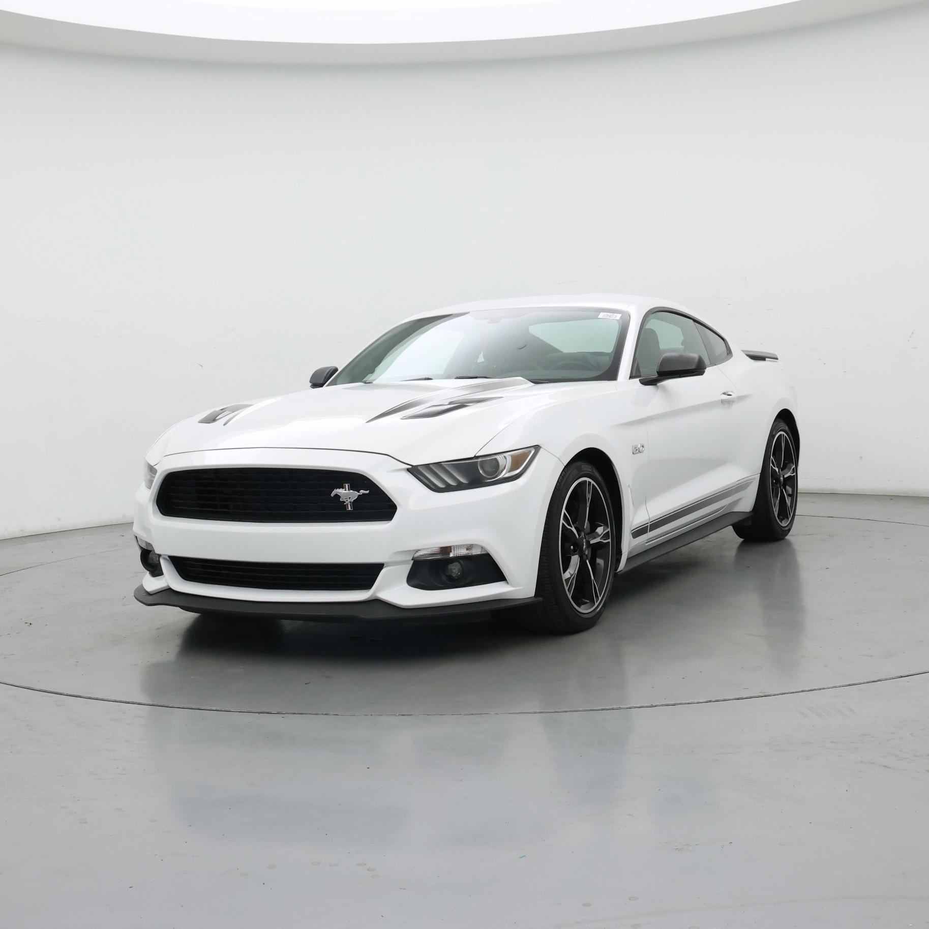 Thumbnail: 2016 Ford Mustang - 4