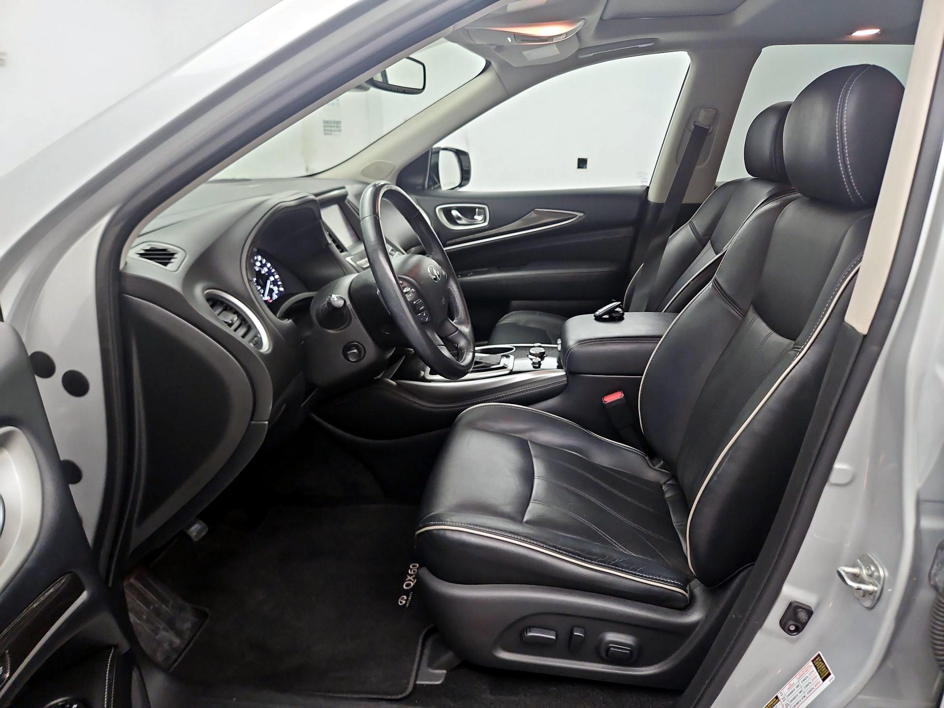 Thumbnail: 2019 INFINITI QX60 - 11