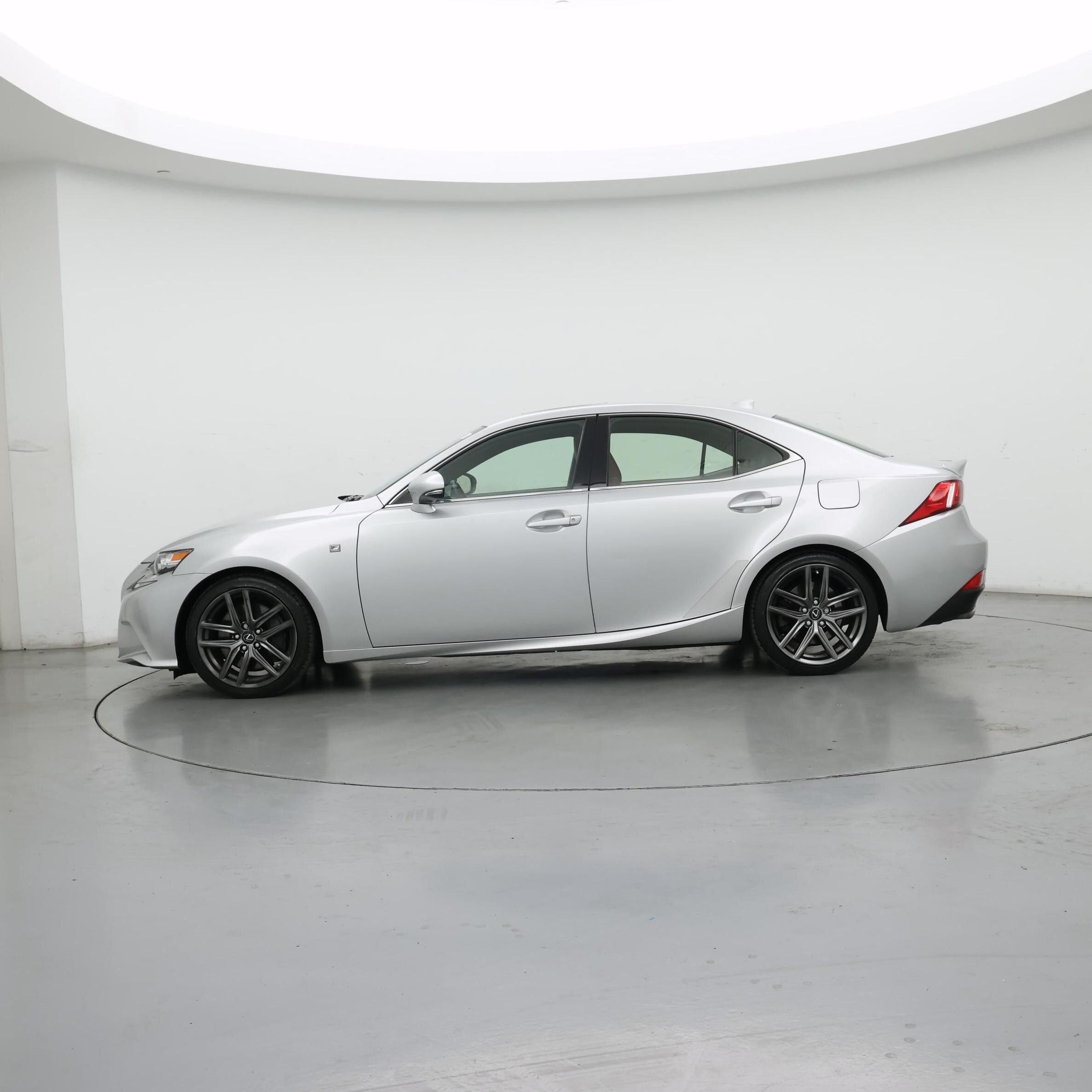 Thumbnail: 2015 Lexus IS - 3