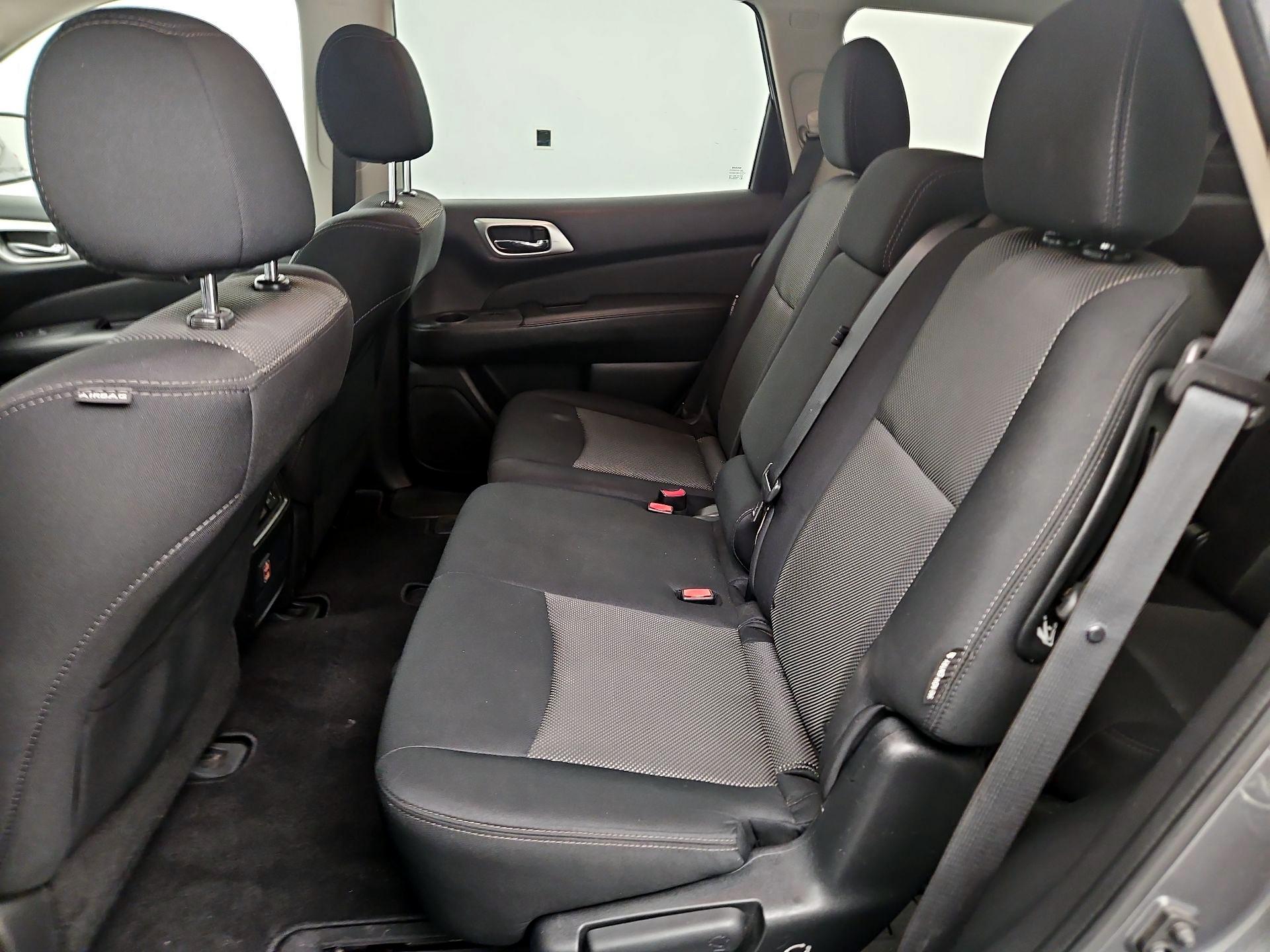 Thumbnail: 2018 Nissan Pathfinder - 18