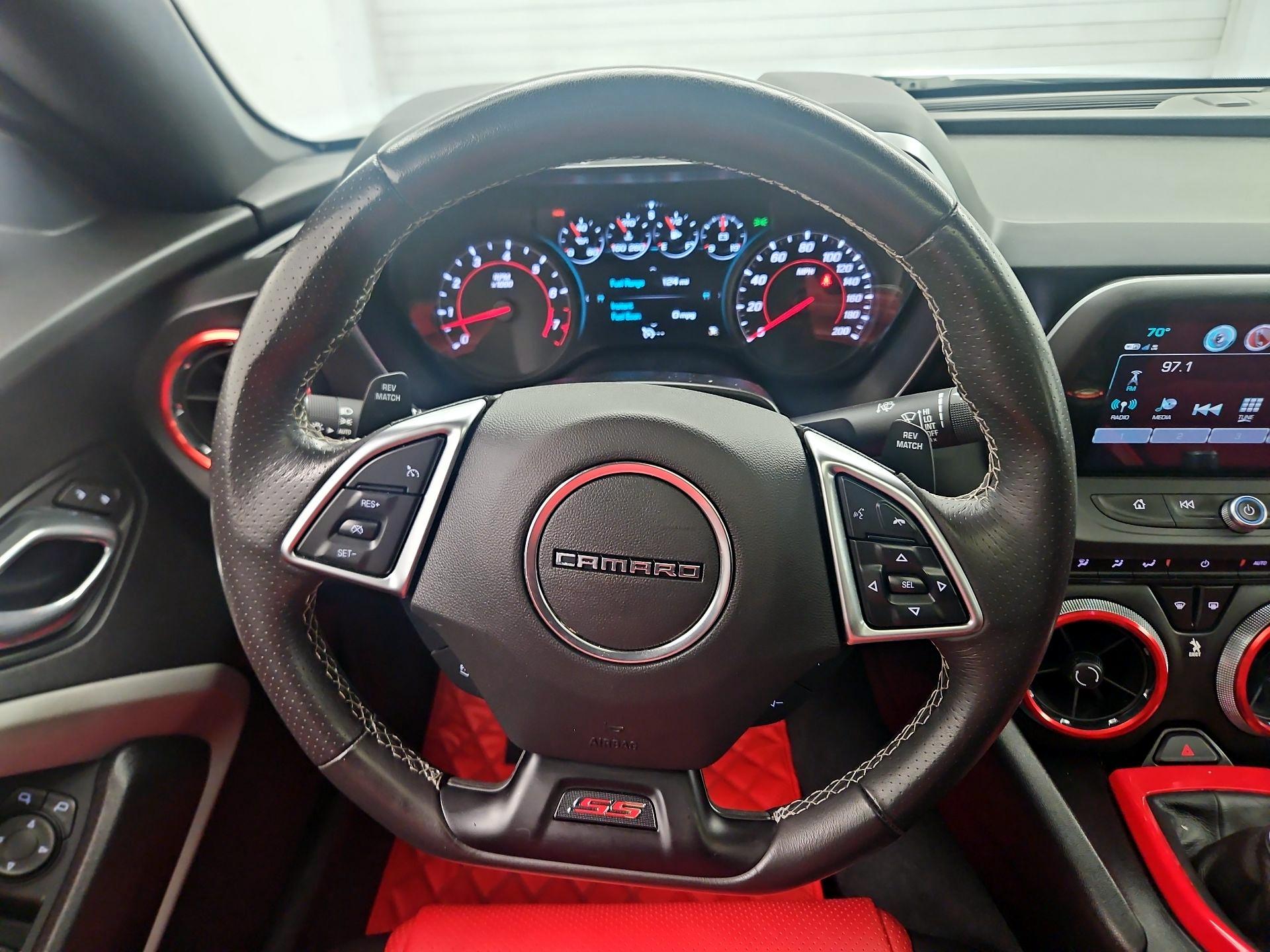 Thumbnail: 2018 Chevrolet Camaro - 10