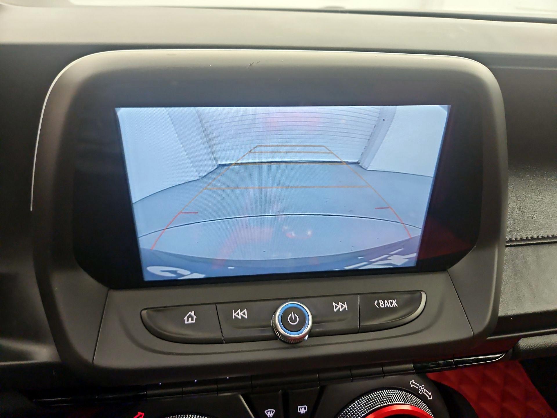 Thumbnail: 2018 Chevrolet Camaro - 14