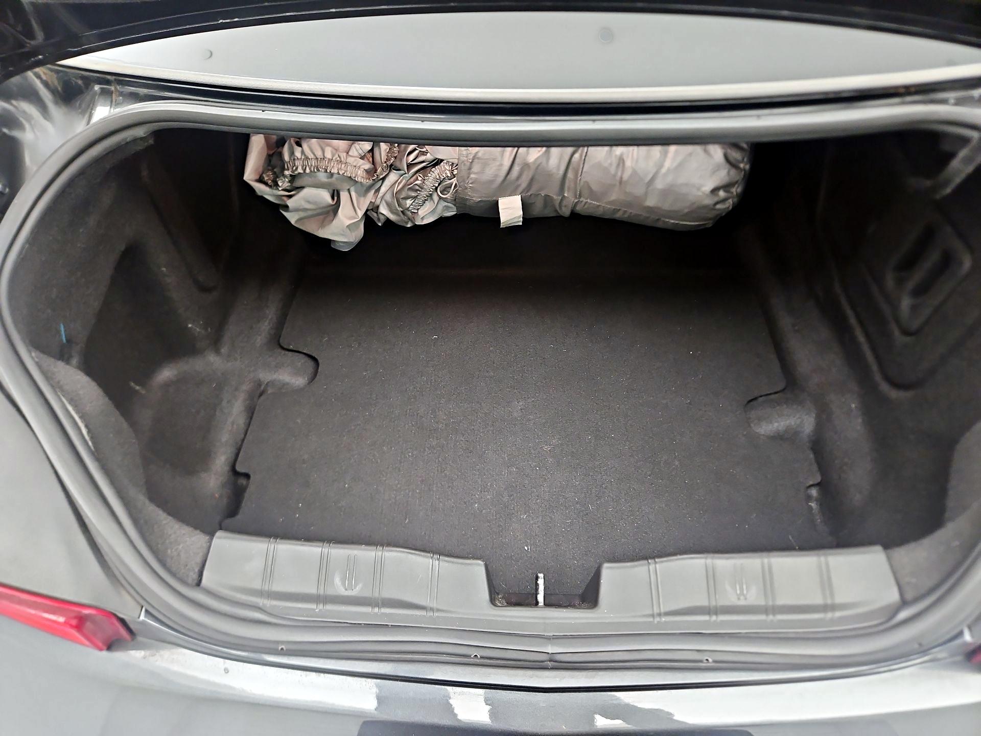 Thumbnail: 2018 Chevrolet Camaro - 19