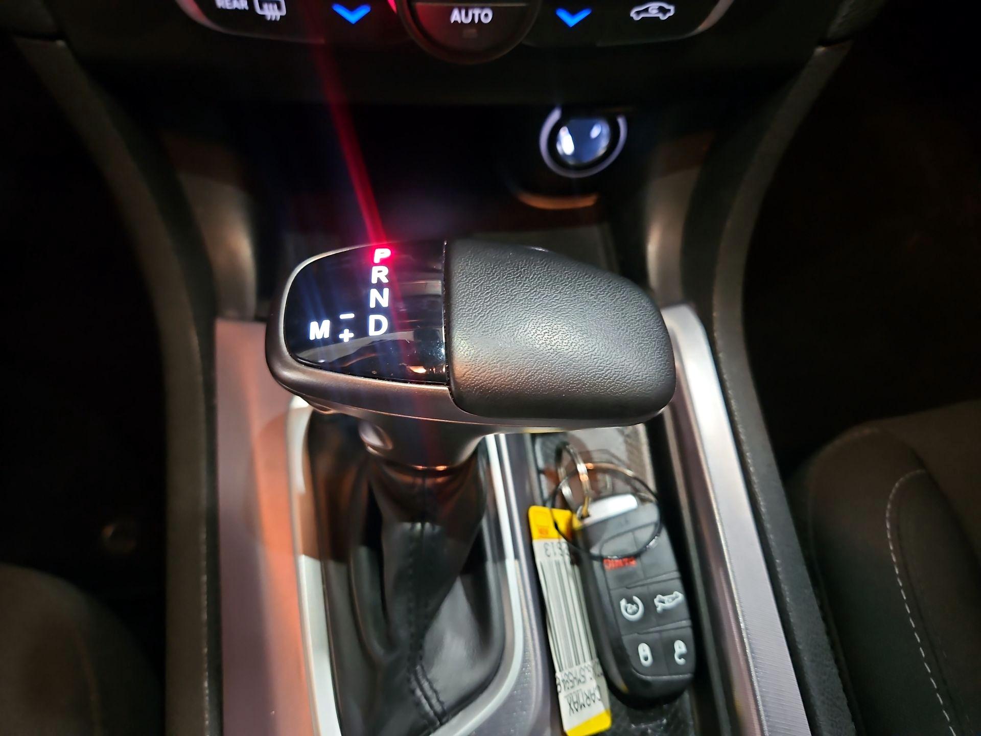 Thumbnail: 2021 Dodge Charger - 16