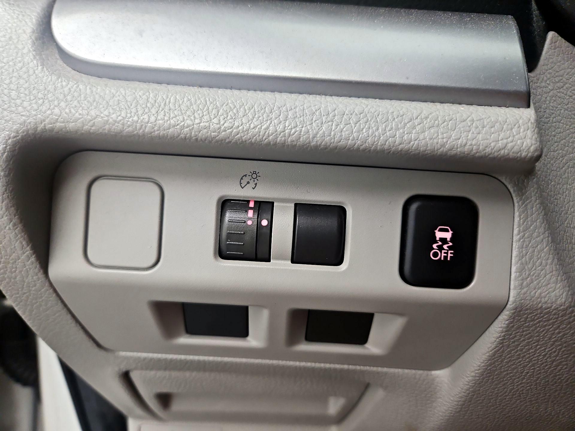 Thumbnail: 2014 Subaru Forester - 13