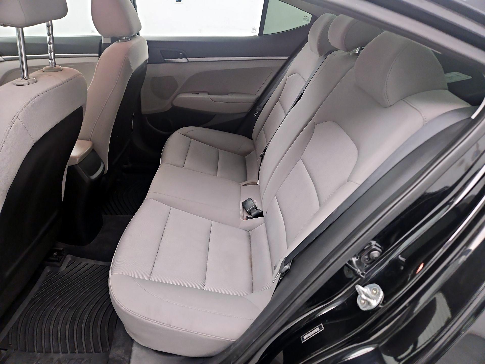 Thumbnail: 2018 Hyundai Elantra - 18