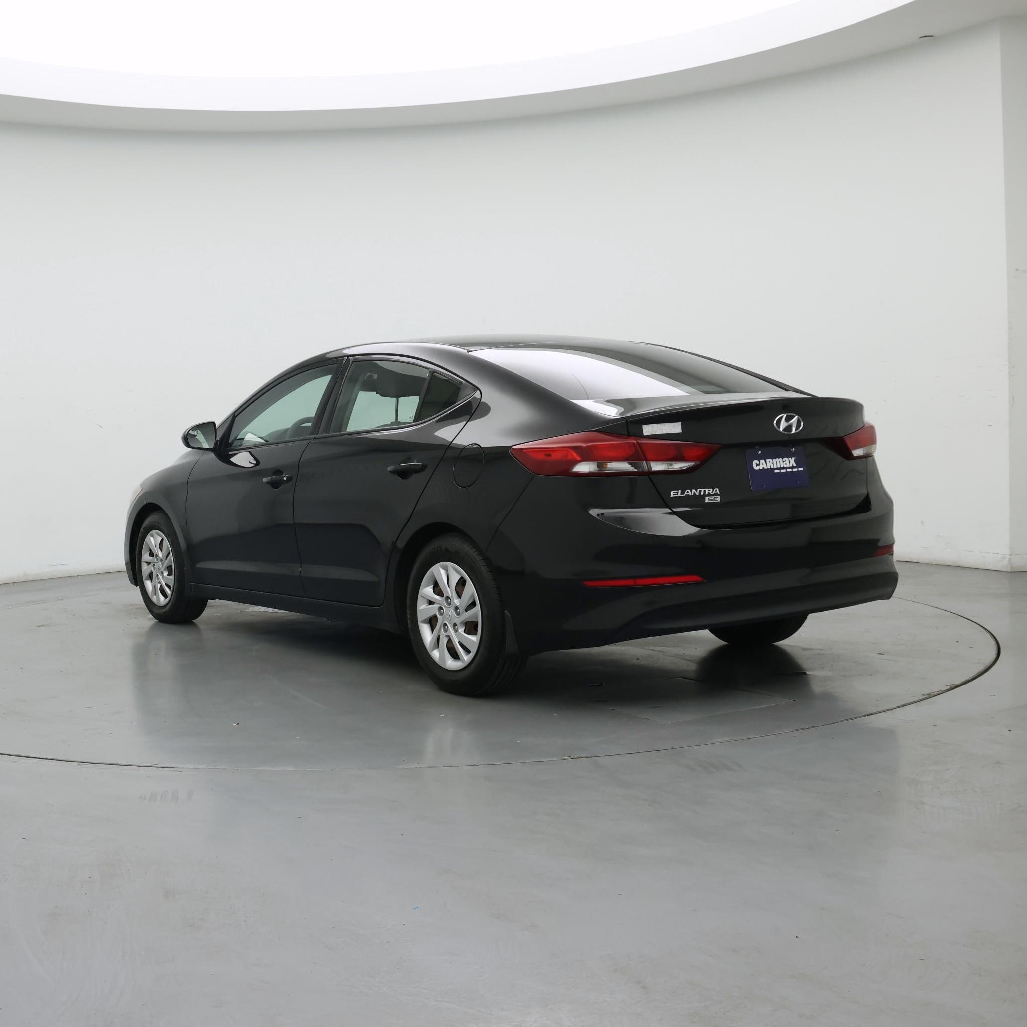 Thumbnail: 2018 Hyundai Elantra - 2