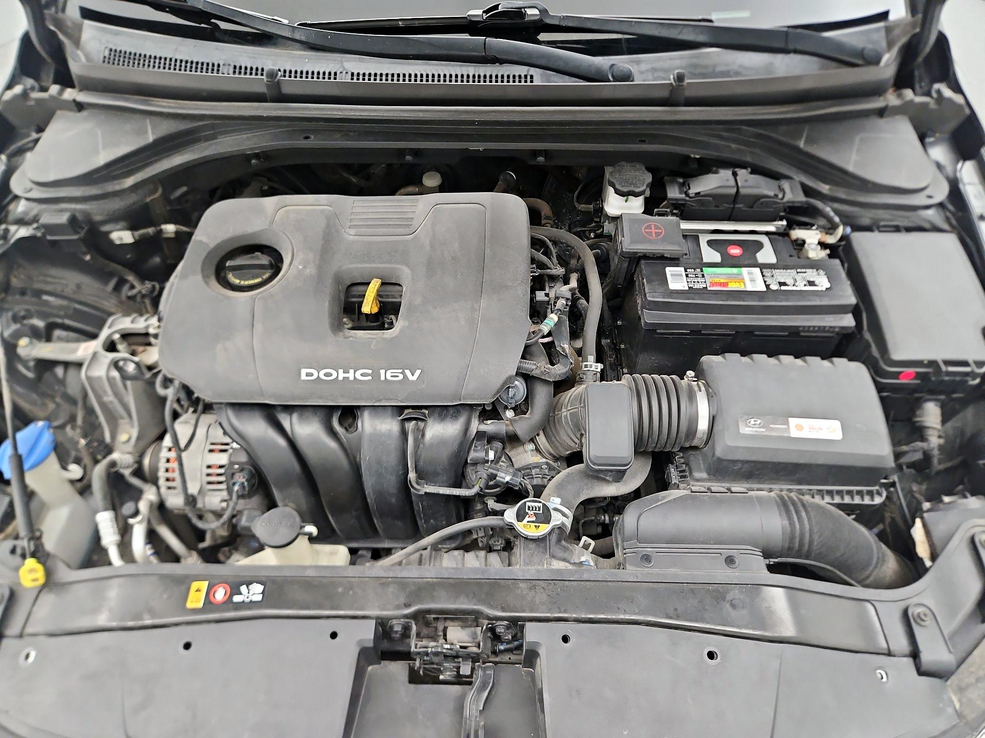 Thumbnail: 2018 Hyundai Elantra - 20