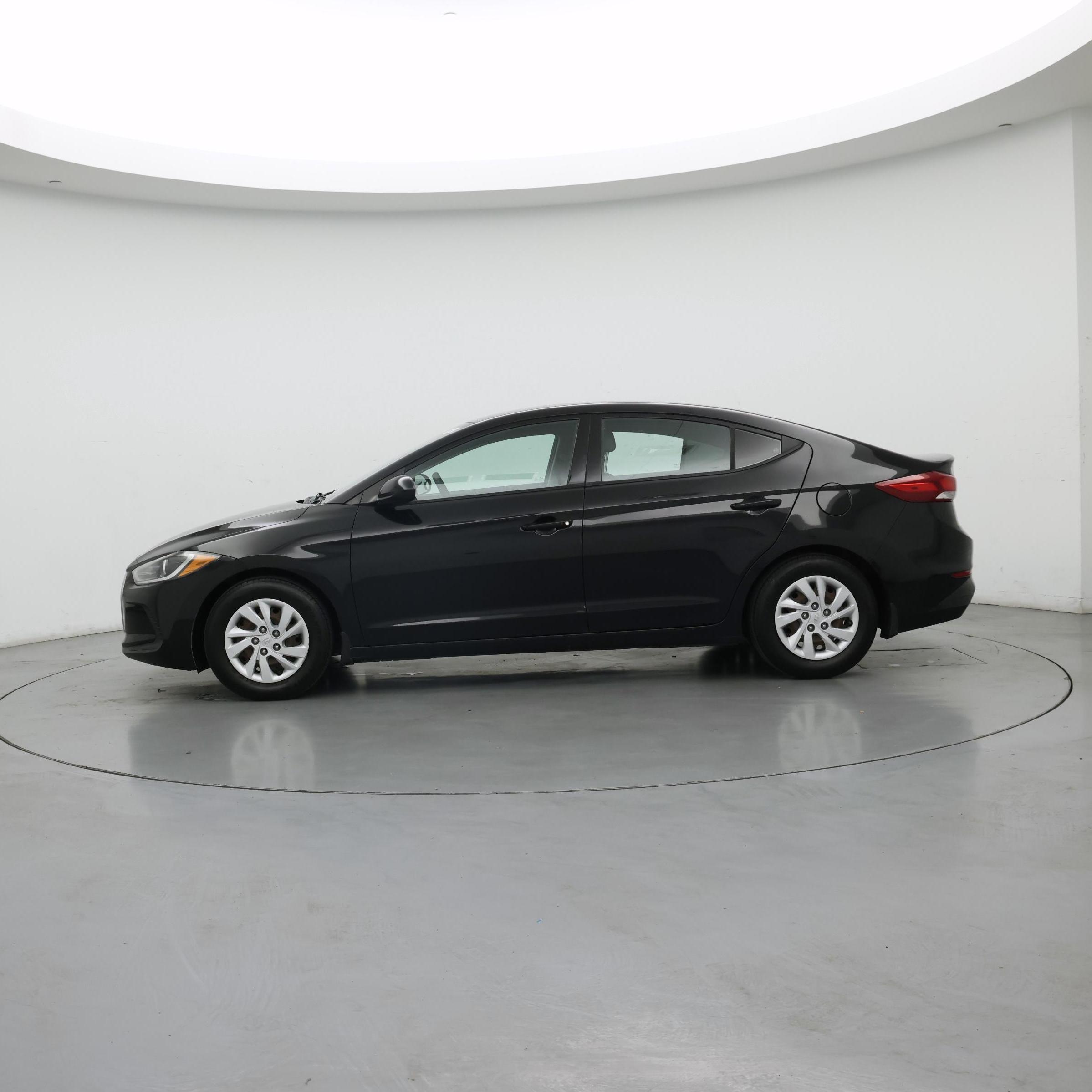 Thumbnail: 2018 Hyundai Elantra - 3