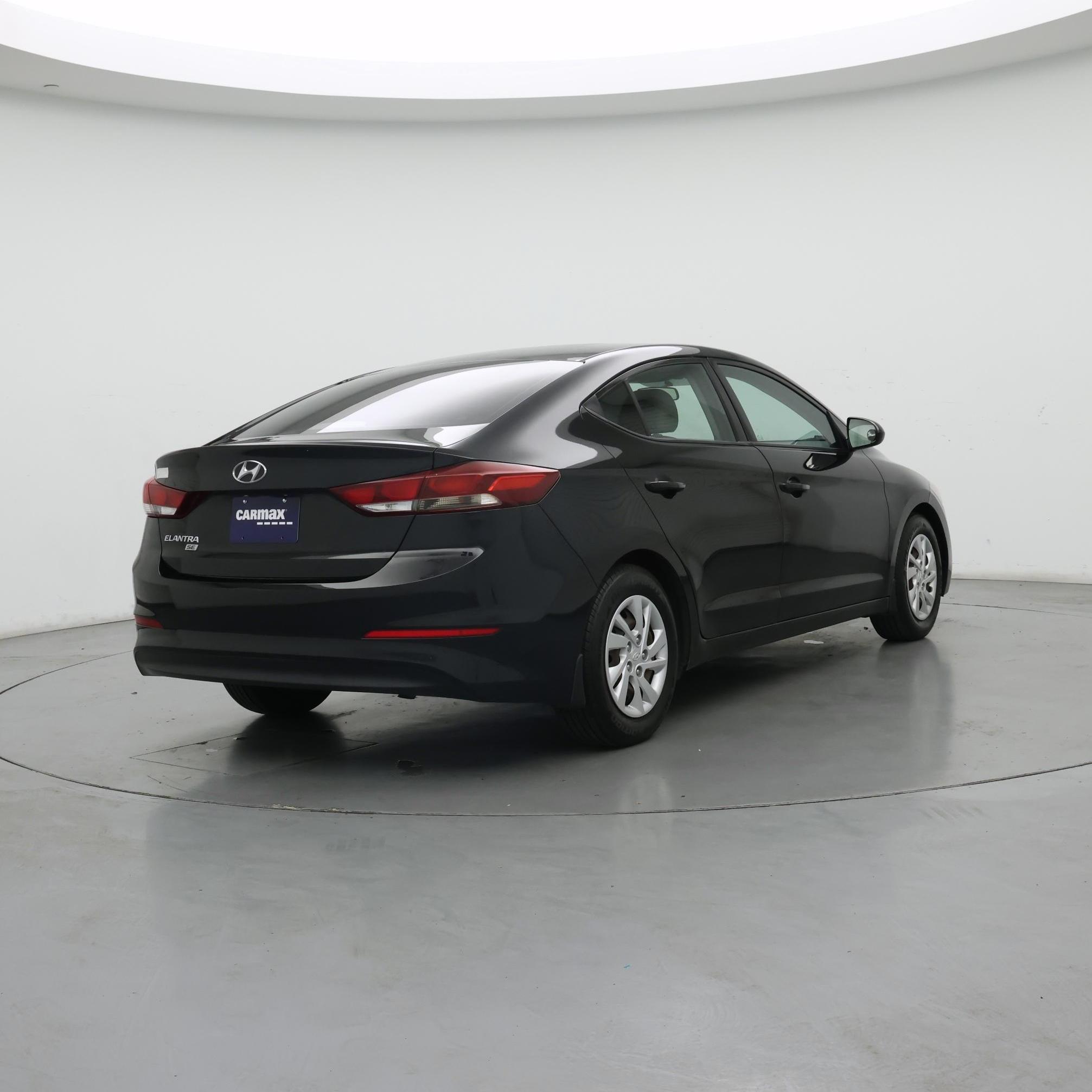 Thumbnail: 2018 Hyundai Elantra - 8