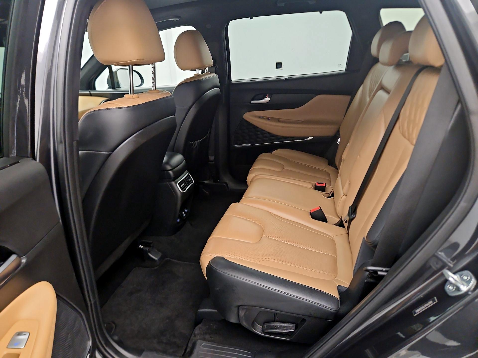 Thumbnail: 2023 Hyundai Santa Fe - 16