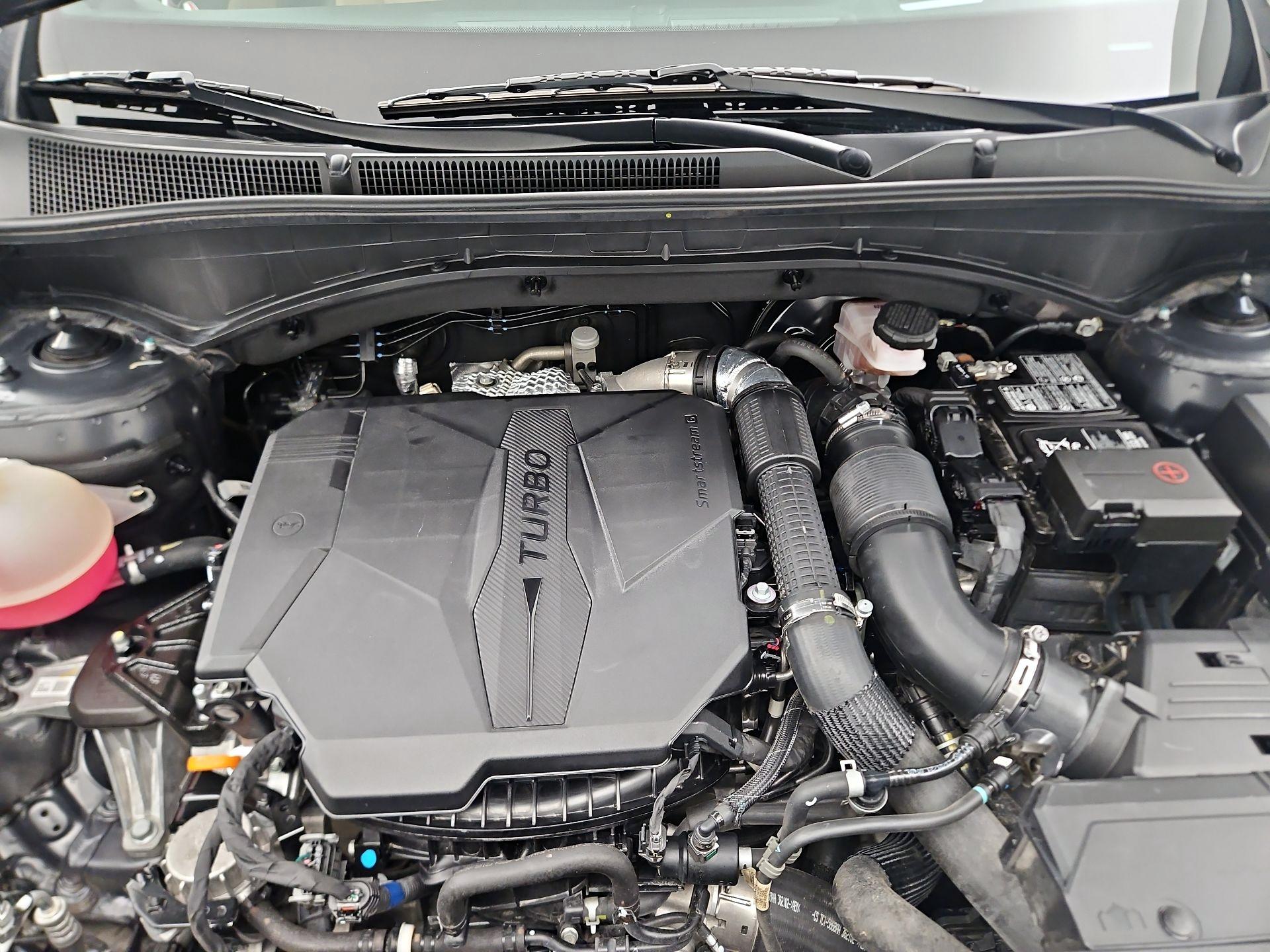 Thumbnail: 2023 Hyundai Santa Fe - 18