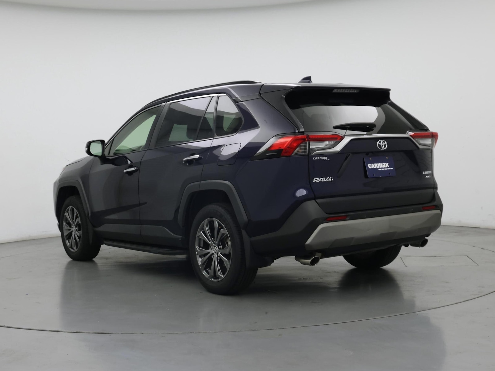 2023 Toyota RAV4 Limited - Photo 3