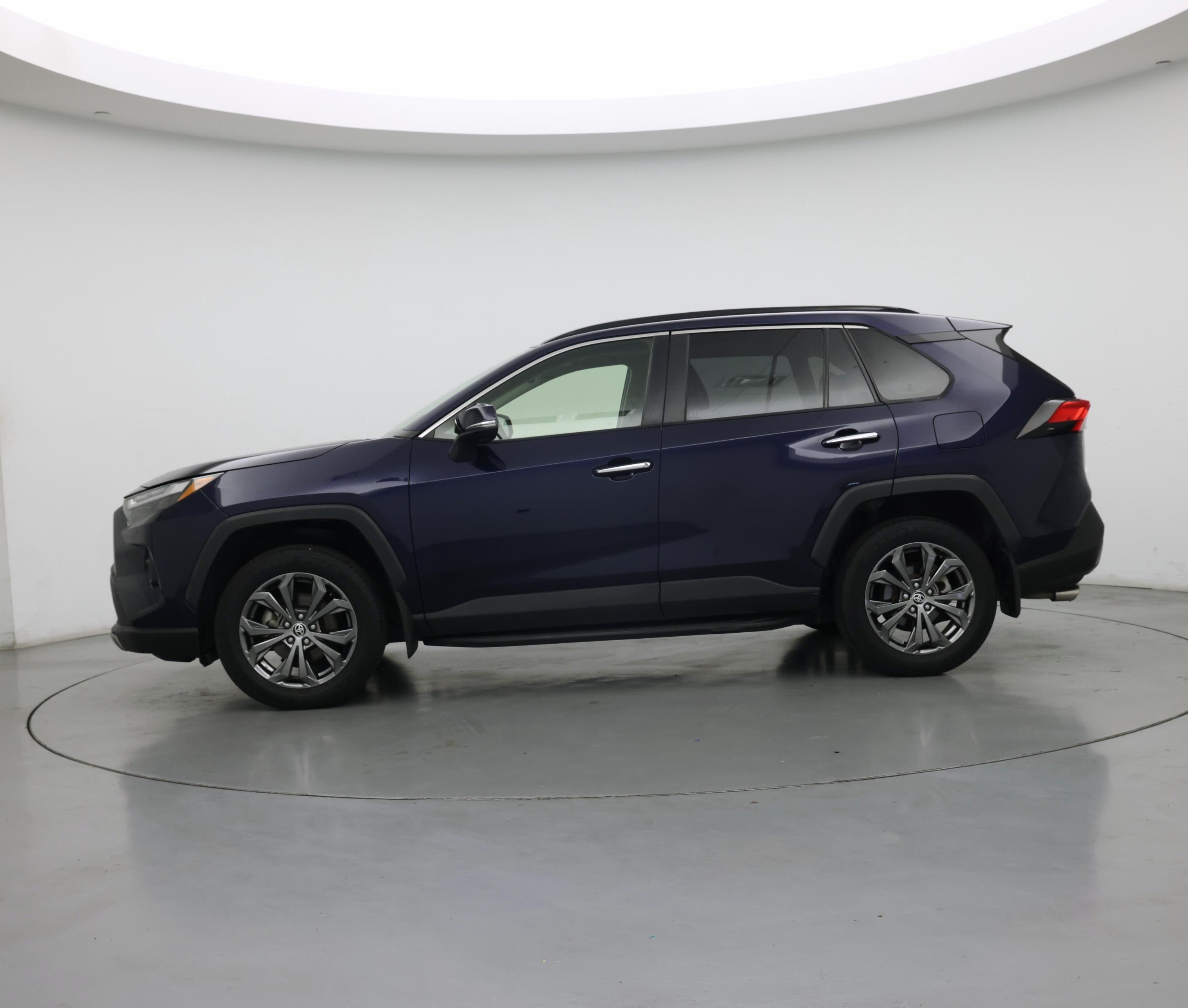 Thumbnail: 2023 Toyota RAV4 - 3