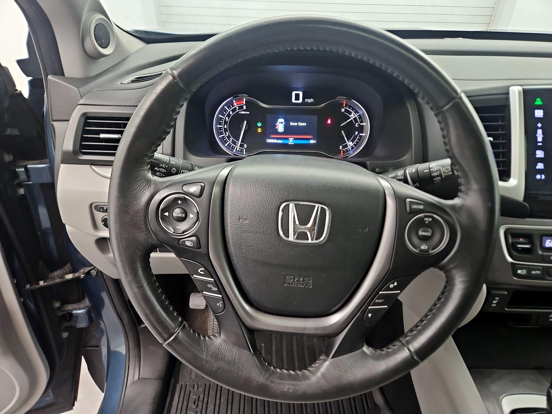 Thumbnail: 2016 Honda Pilot - 10