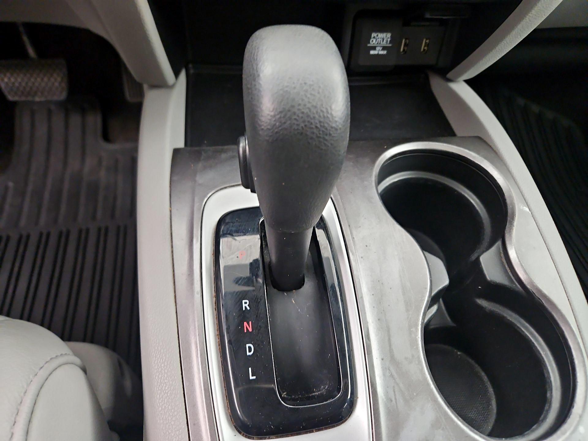 Thumbnail: 2016 Honda Pilot - 17