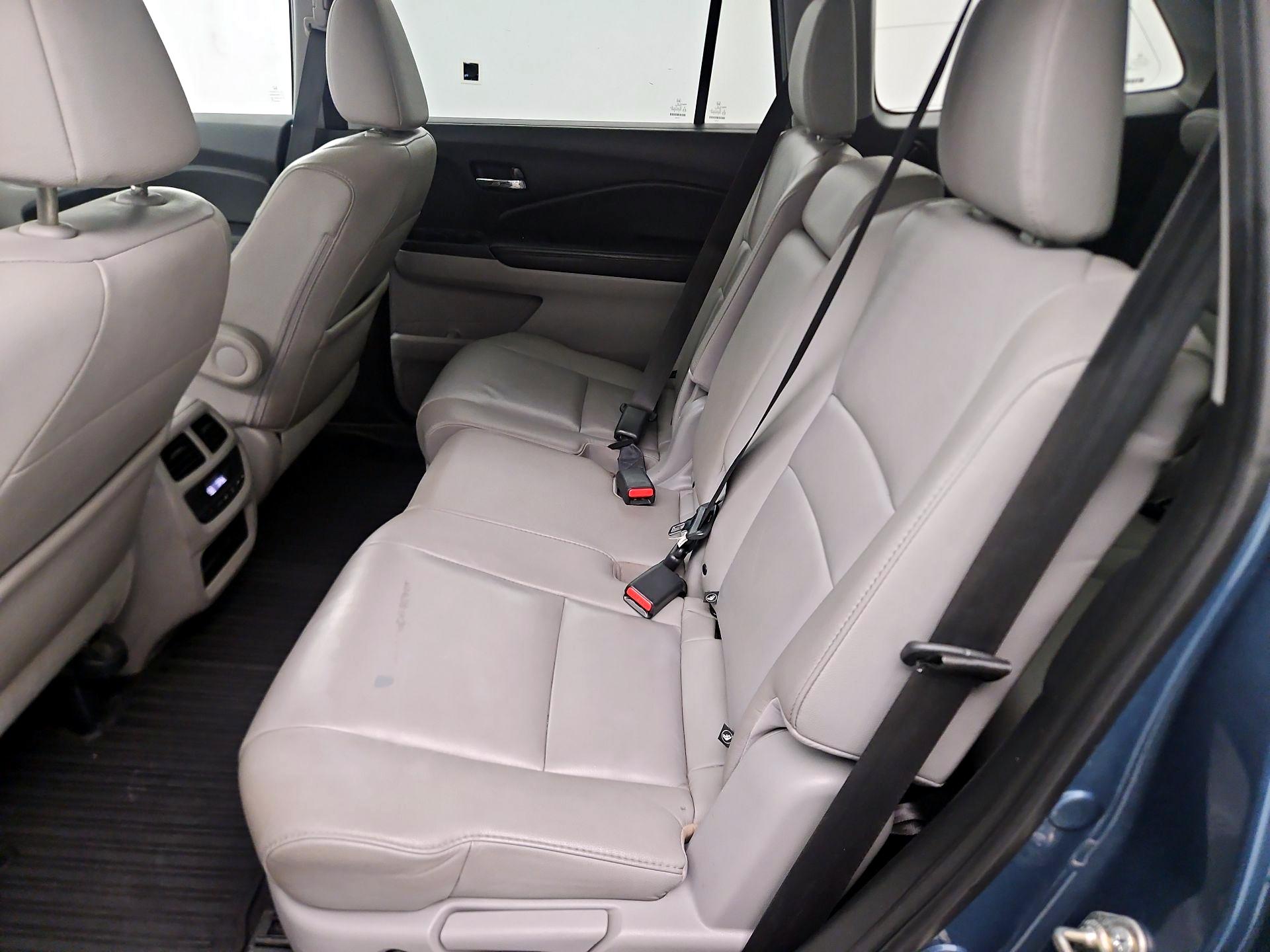 Thumbnail: 2016 Honda Pilot - 20