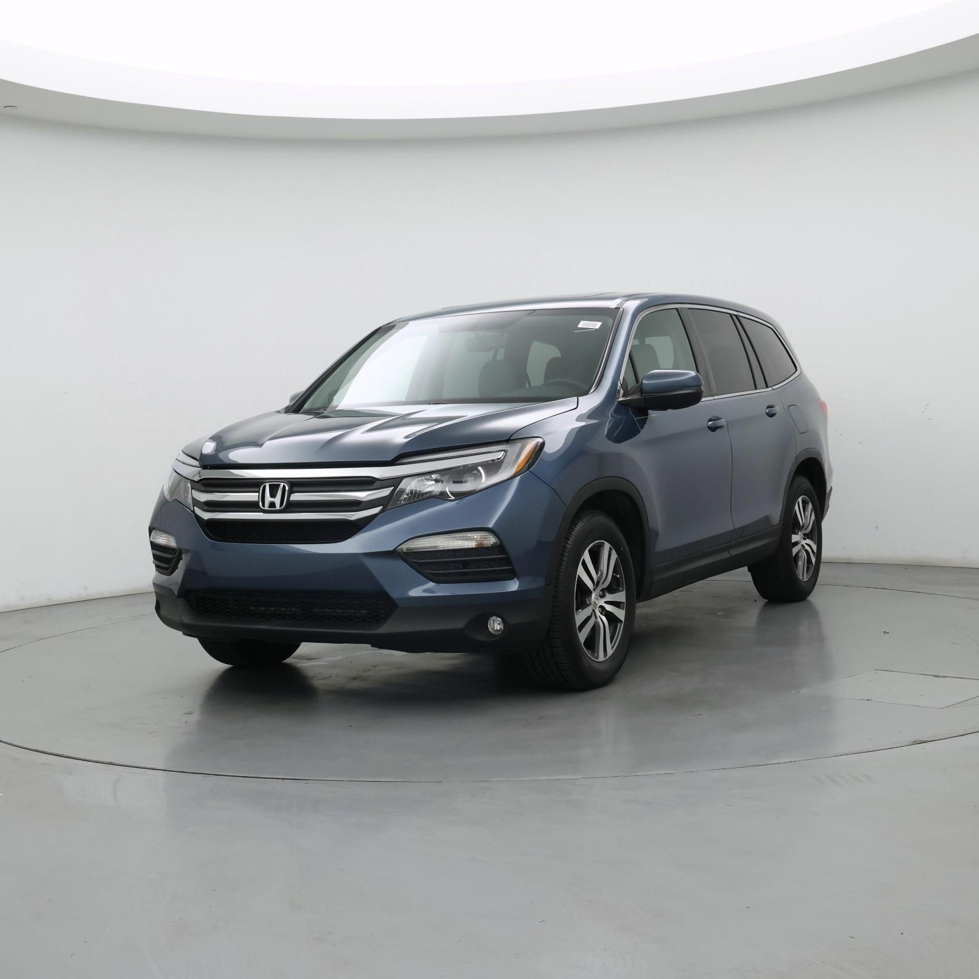Thumbnail: 2016 Honda Pilot - 4