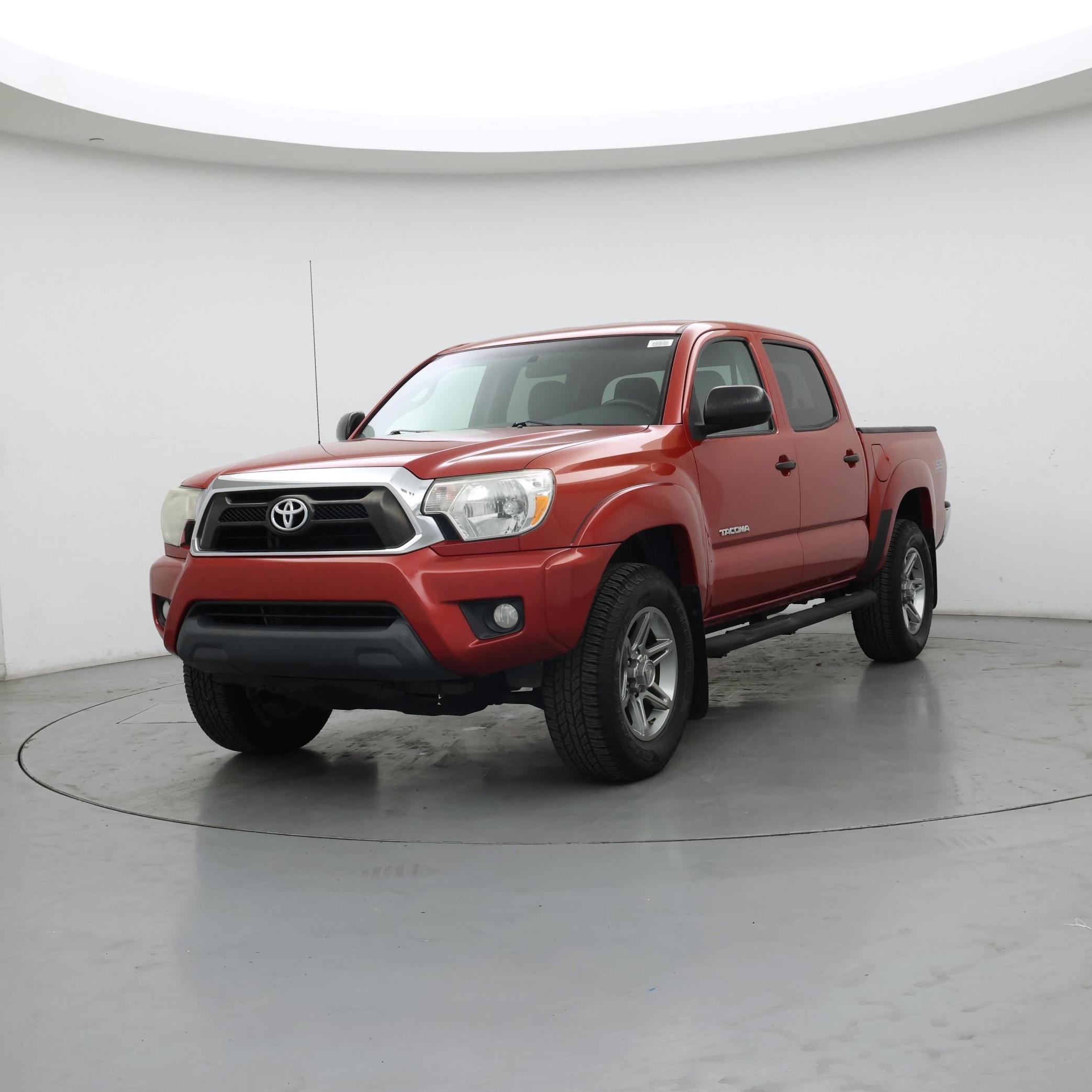 Thumbnail: 2014 Toyota Tacoma - 4