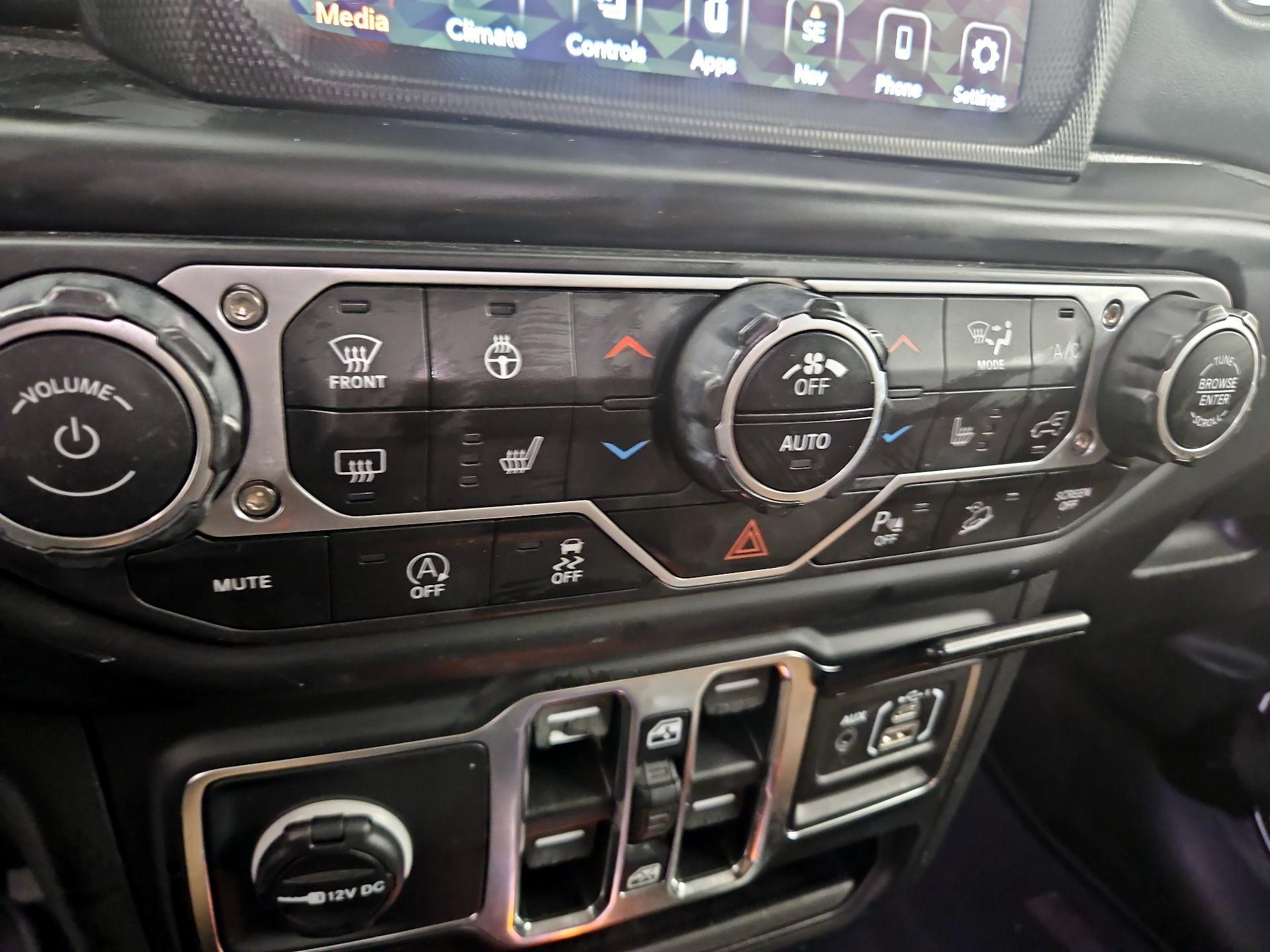Thumbnail: 2021 Jeep Wrangler - 16
