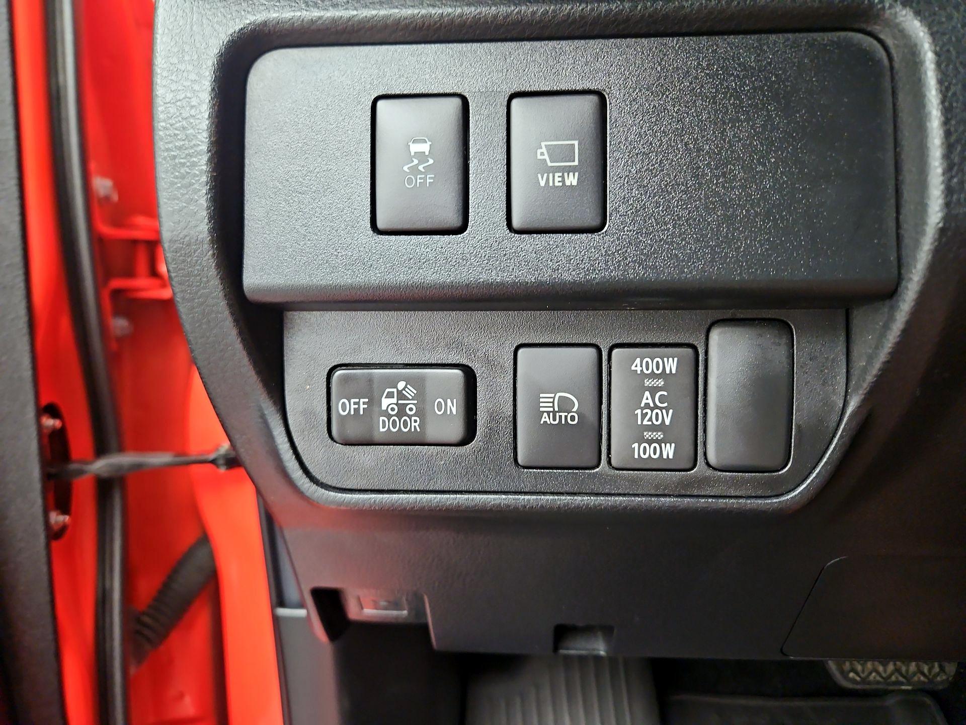 Thumbnail: 2023 Toyota Tacoma - 13