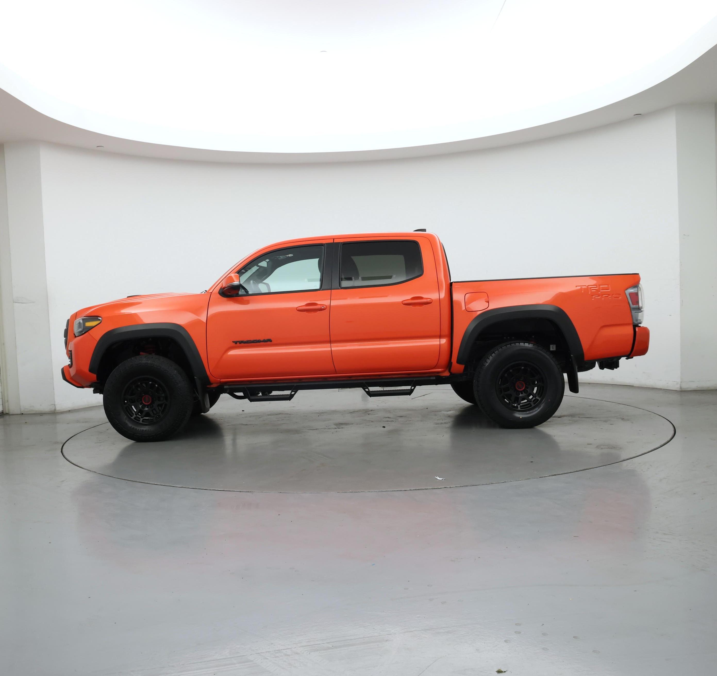 Thumbnail: 2023 Toyota Tacoma - 3