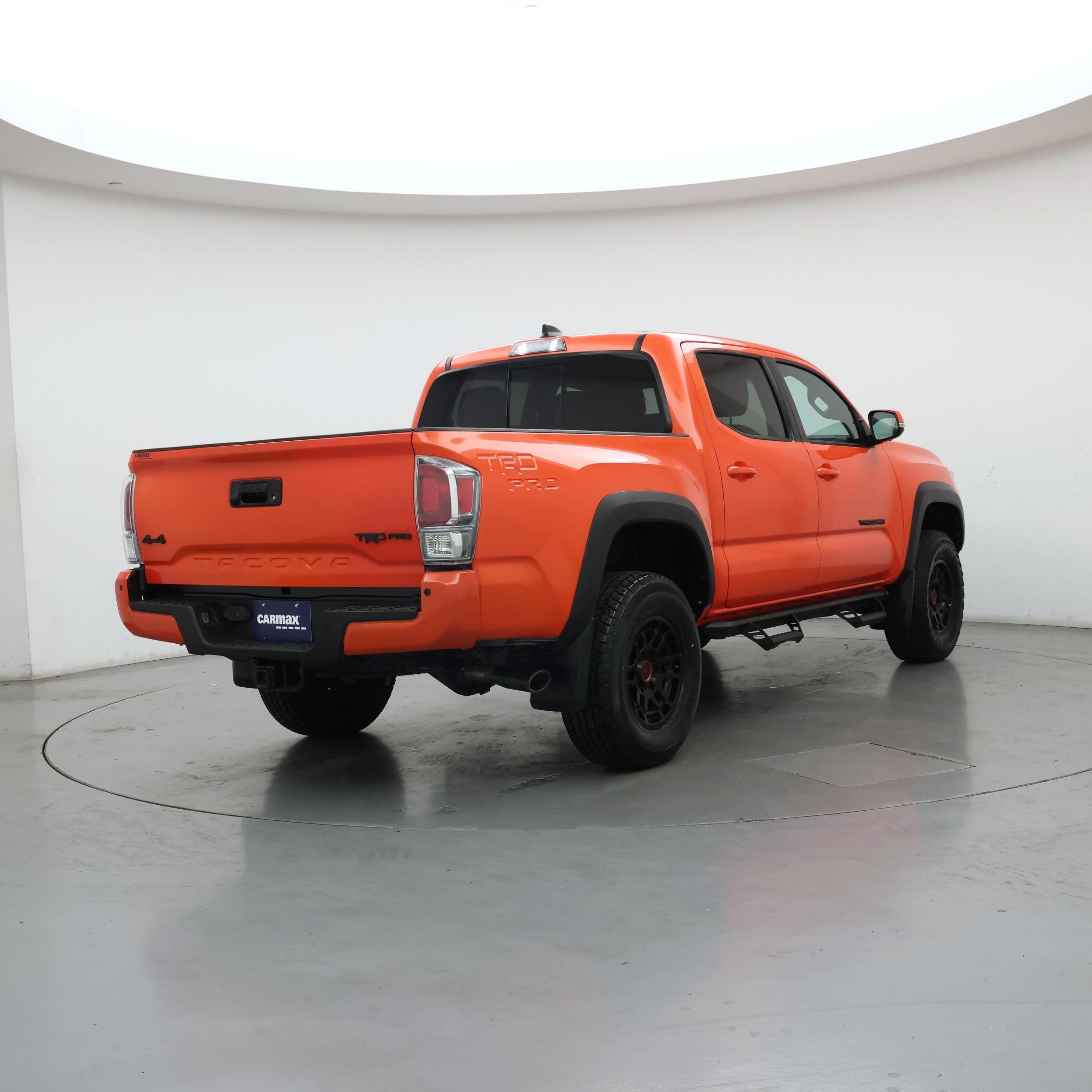 Thumbnail: 2023 Toyota Tacoma - 8