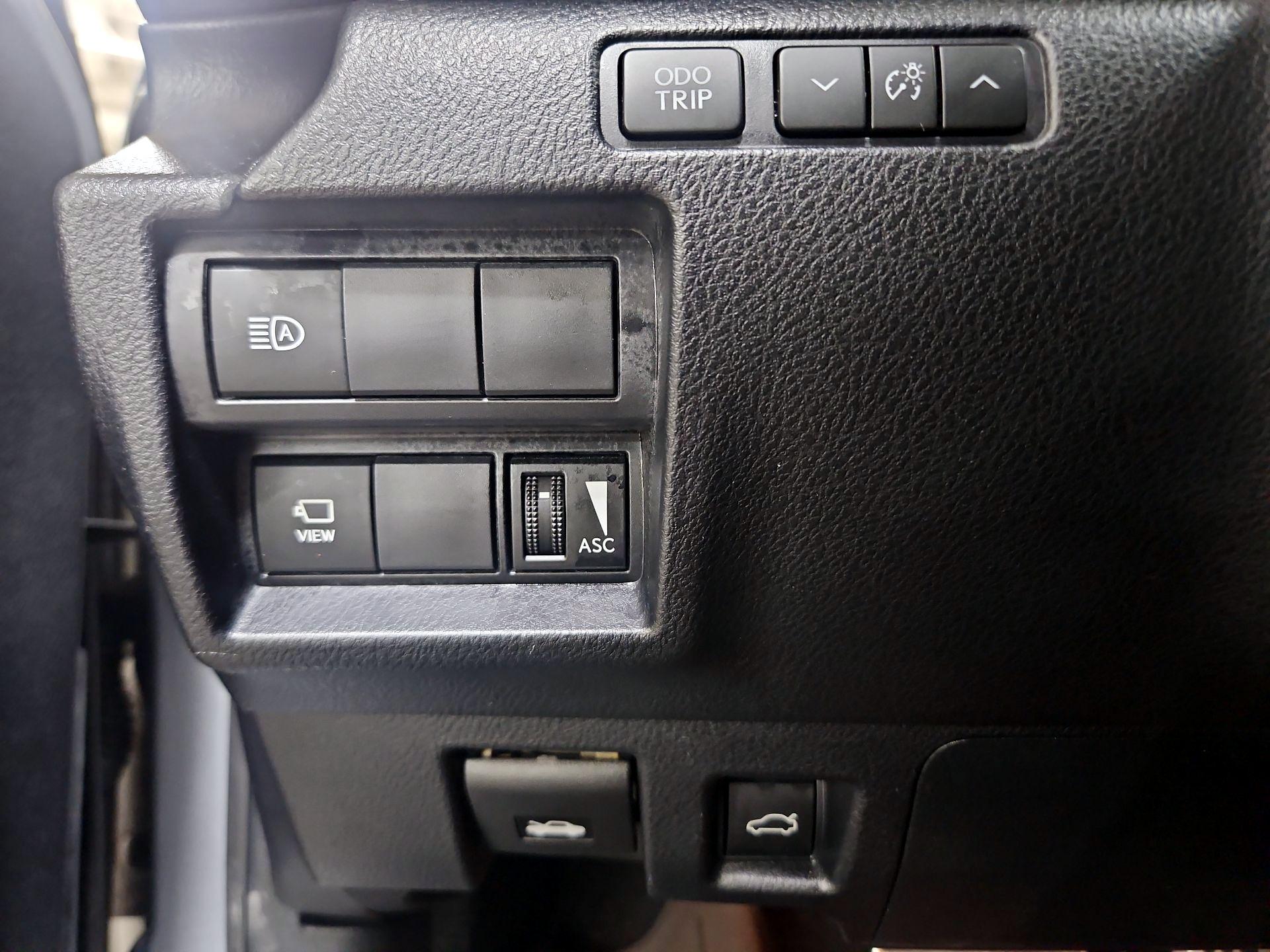 Thumbnail: 2022 Lexus IS - 13