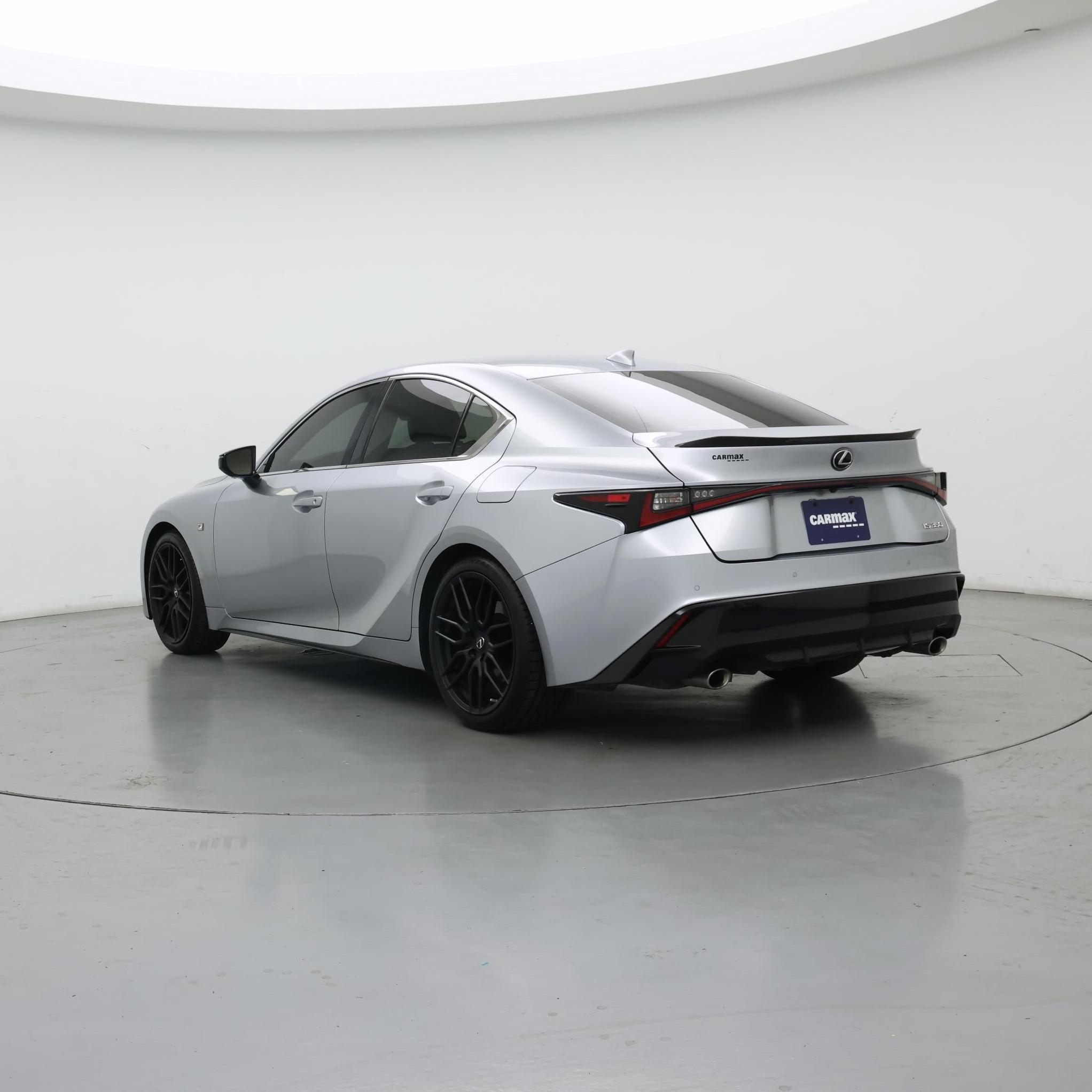 Thumbnail: 2022 Lexus IS - 2