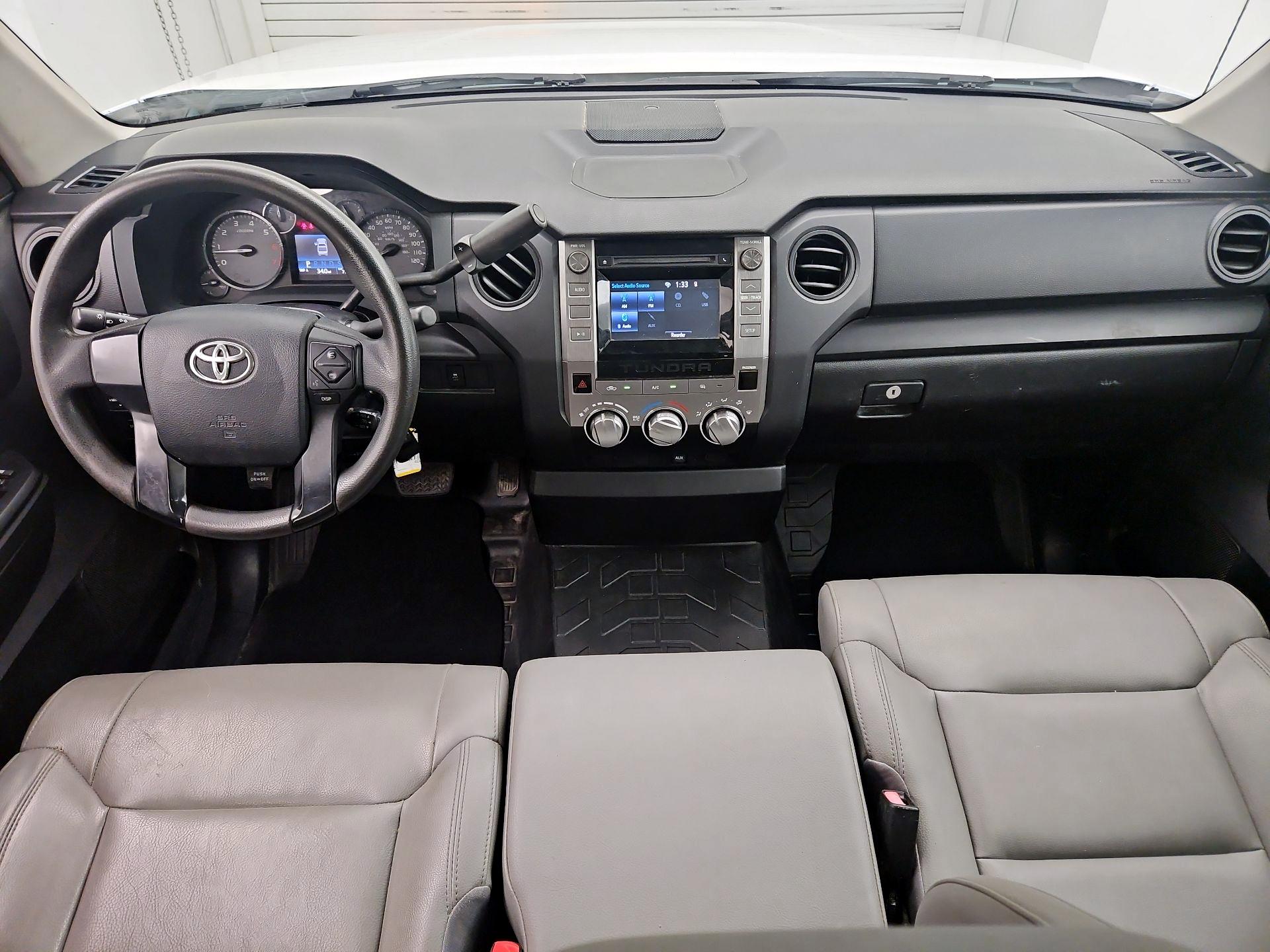 Thumbnail: 2015 Toyota Tundra - 9