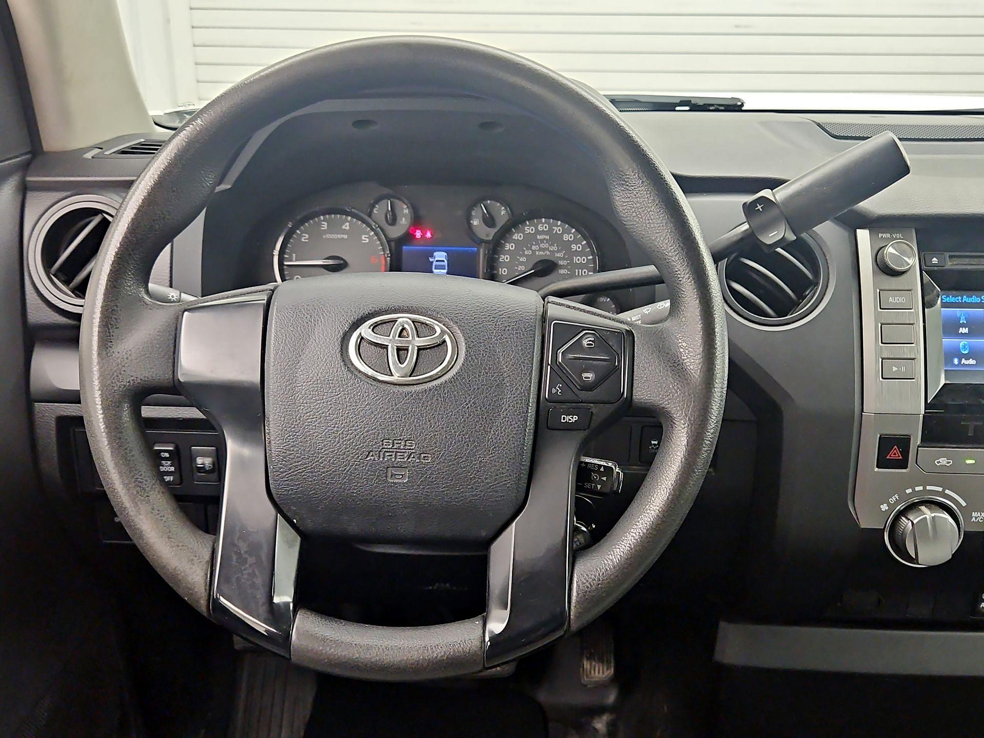 Thumbnail: 2015 Toyota Tundra - 10