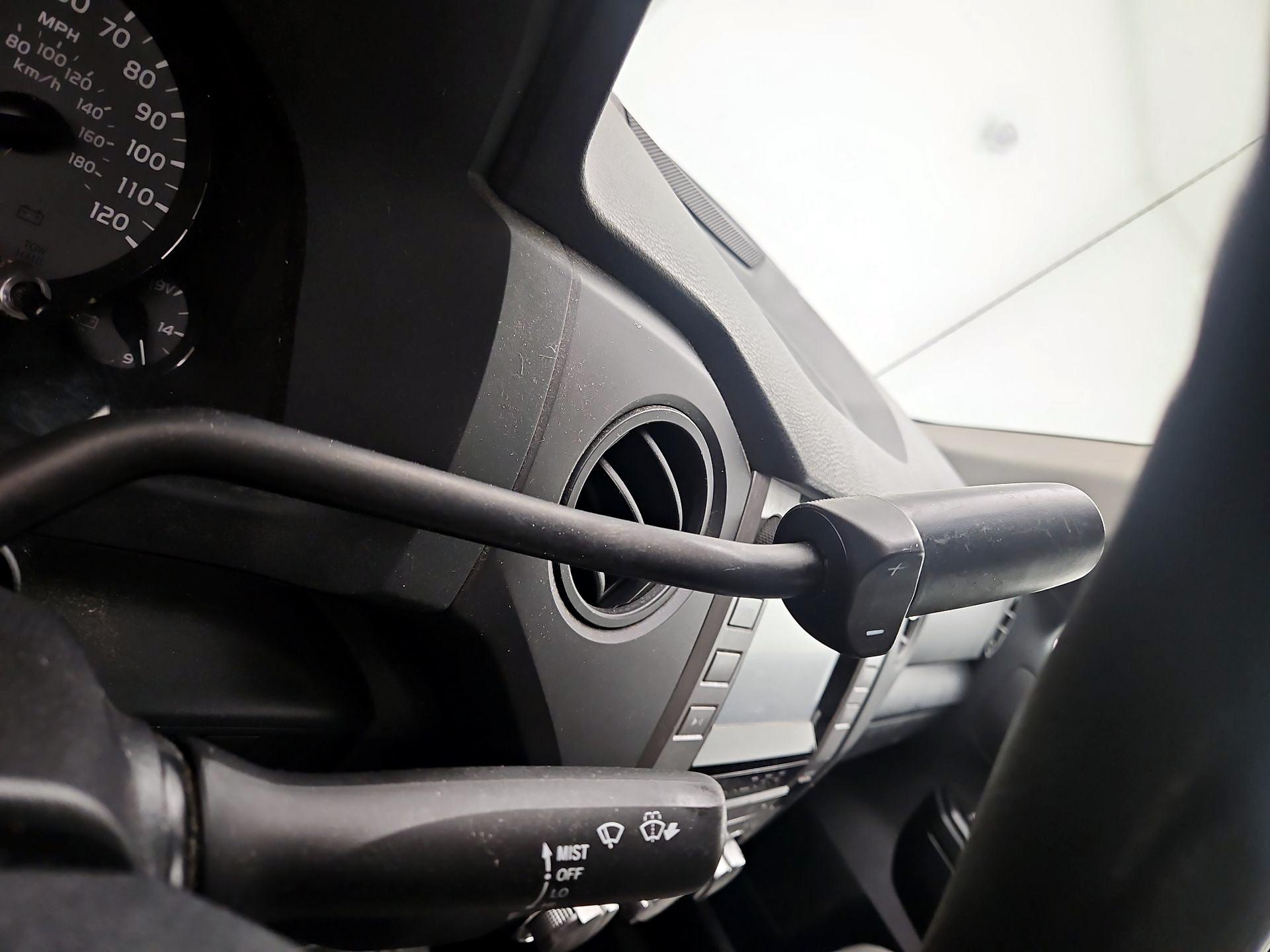 Thumbnail: 2015 Toyota Tundra - 17