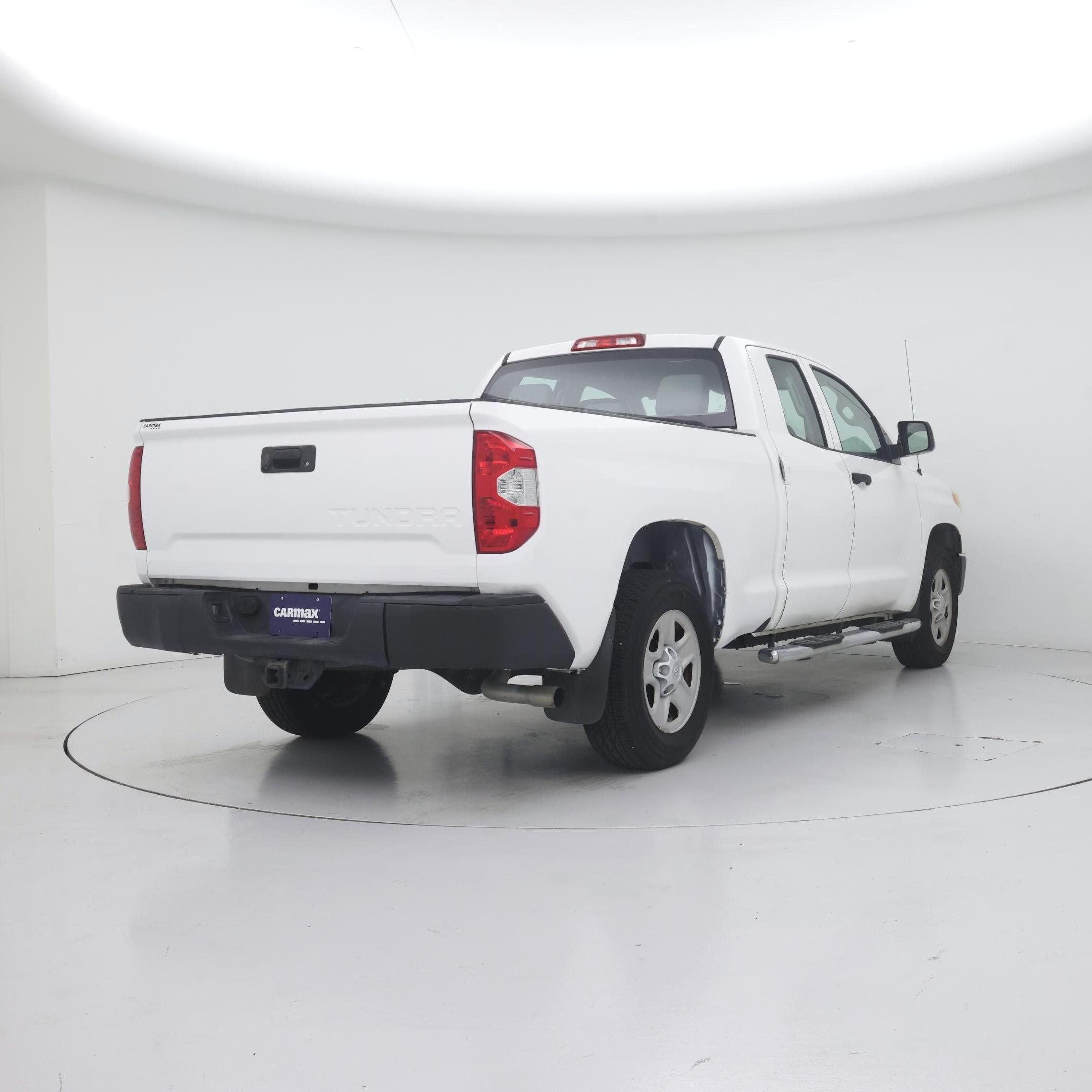 Thumbnail: 2015 Toyota Tundra - 8