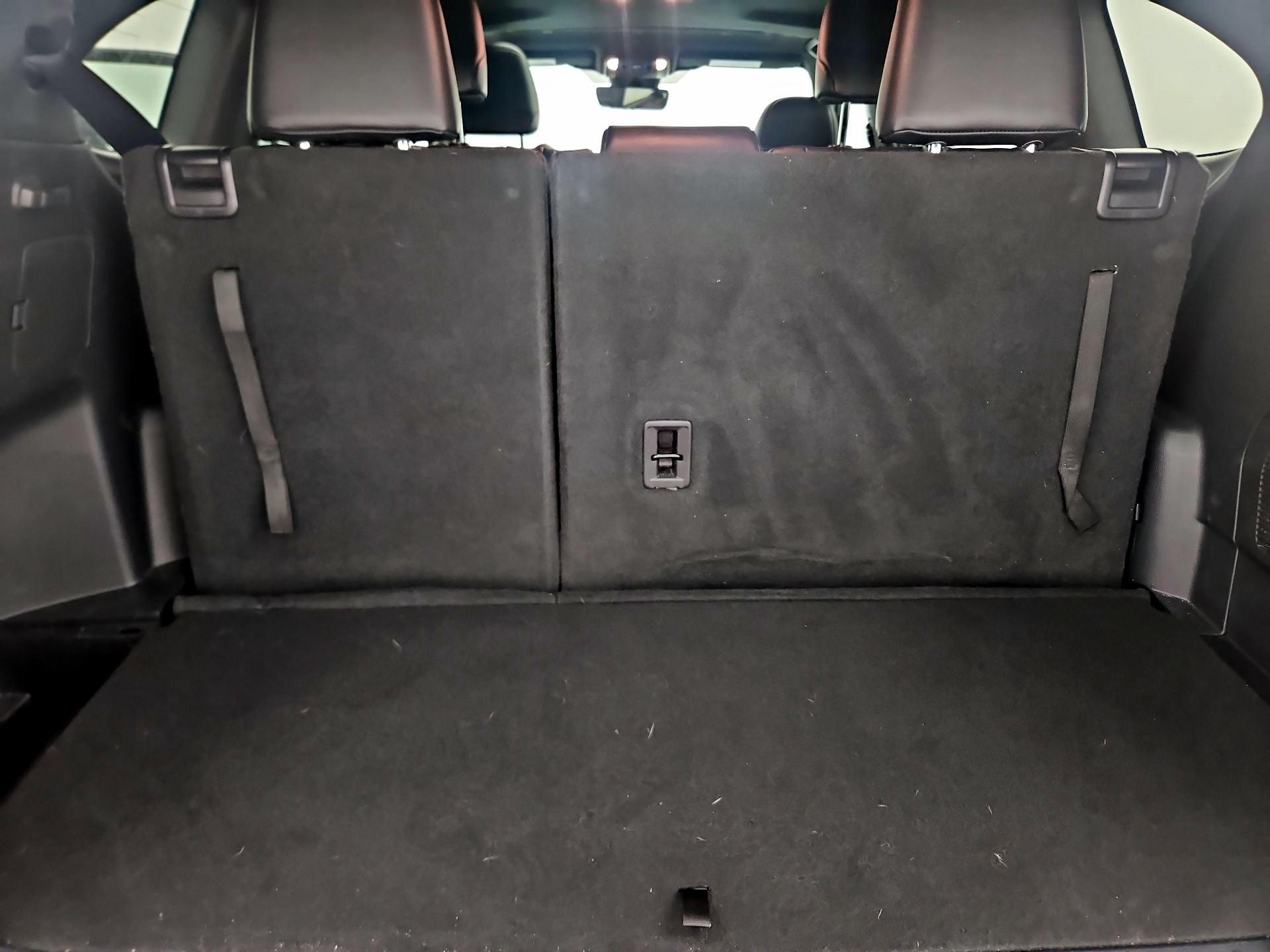 Thumbnail: 2022 Toyota Highlander - 20