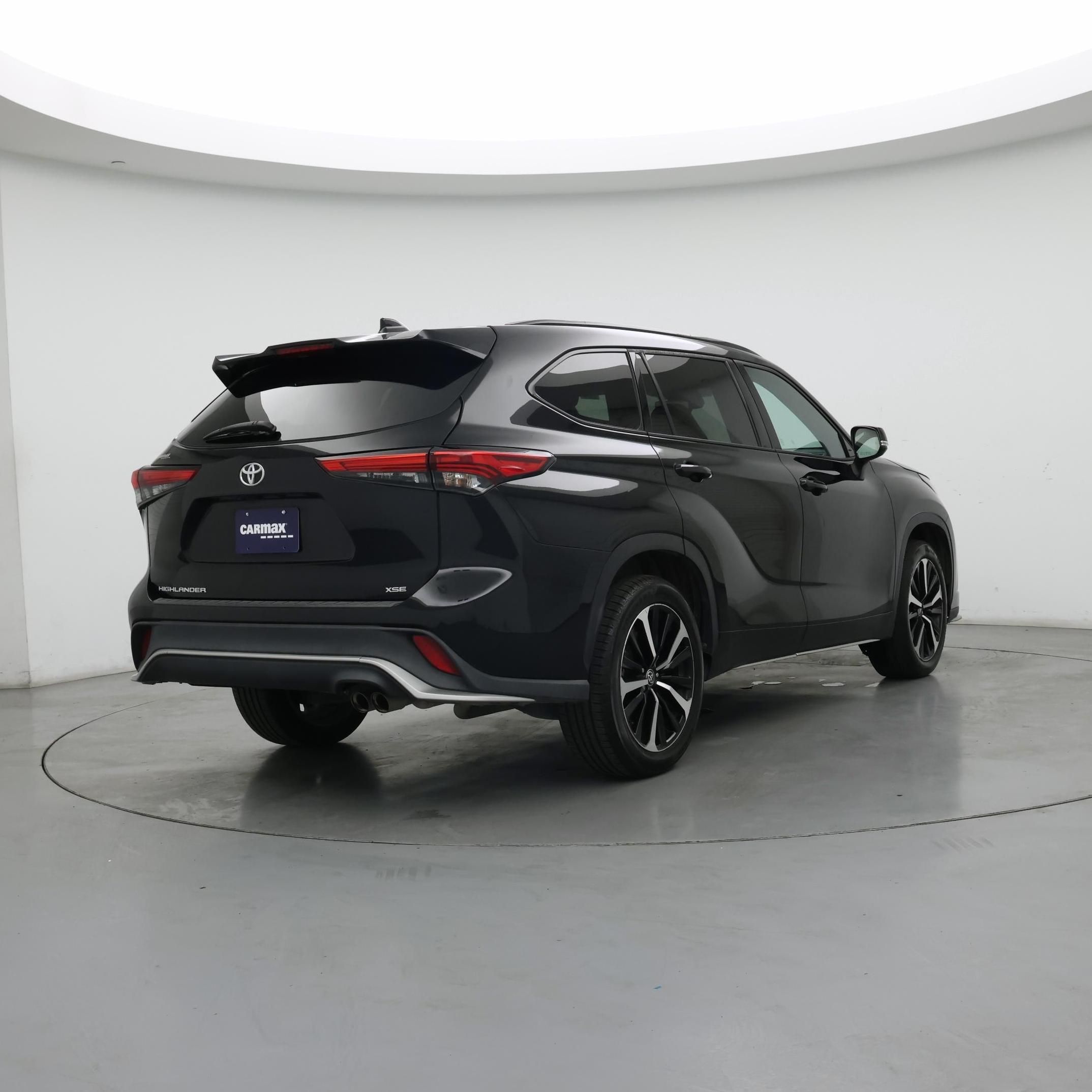 Thumbnail: 2022 Toyota Highlander - 8