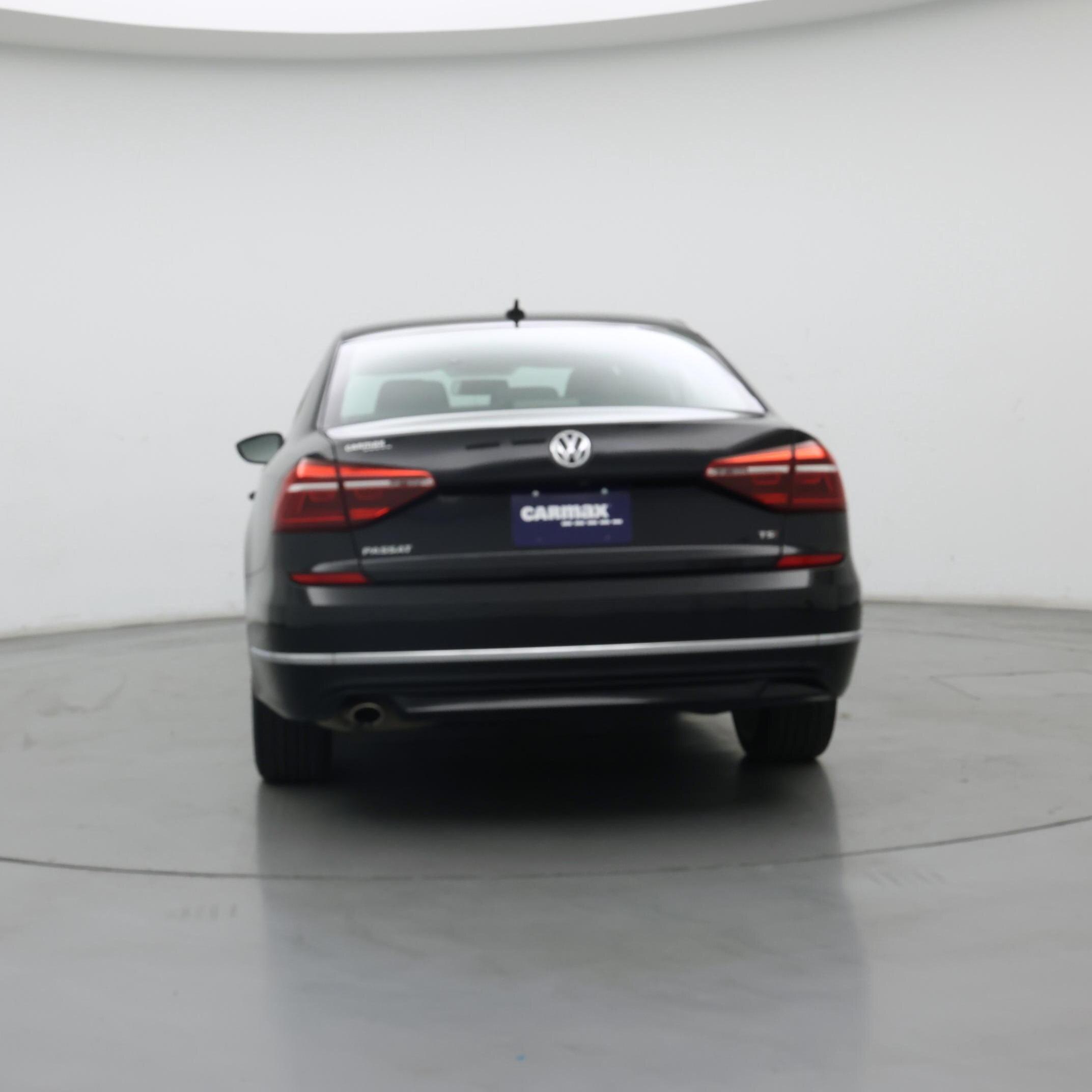 Thumbnail: 2018 Volkswagen Passat - 6