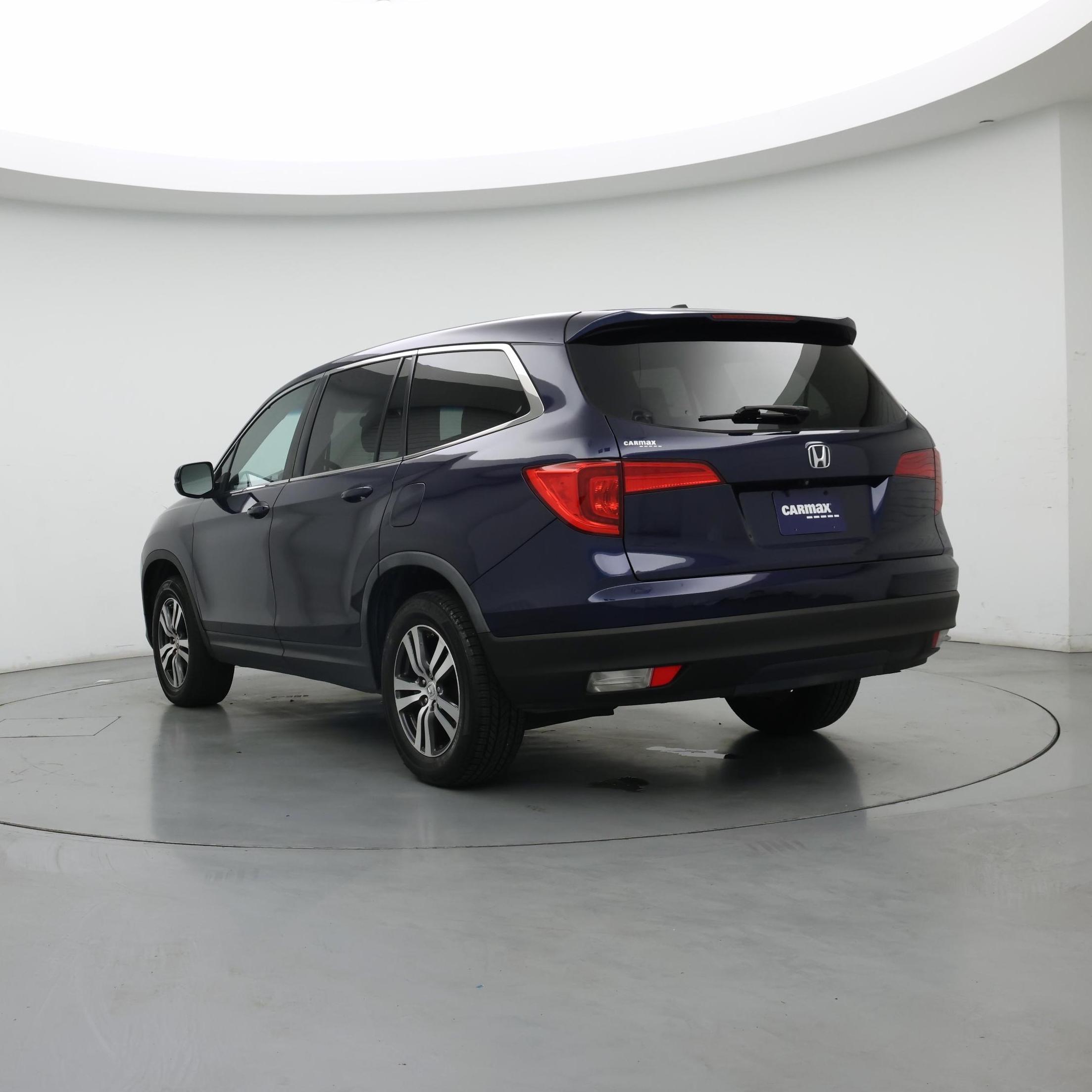 Thumbnail: 2018 Honda Pilot - 2