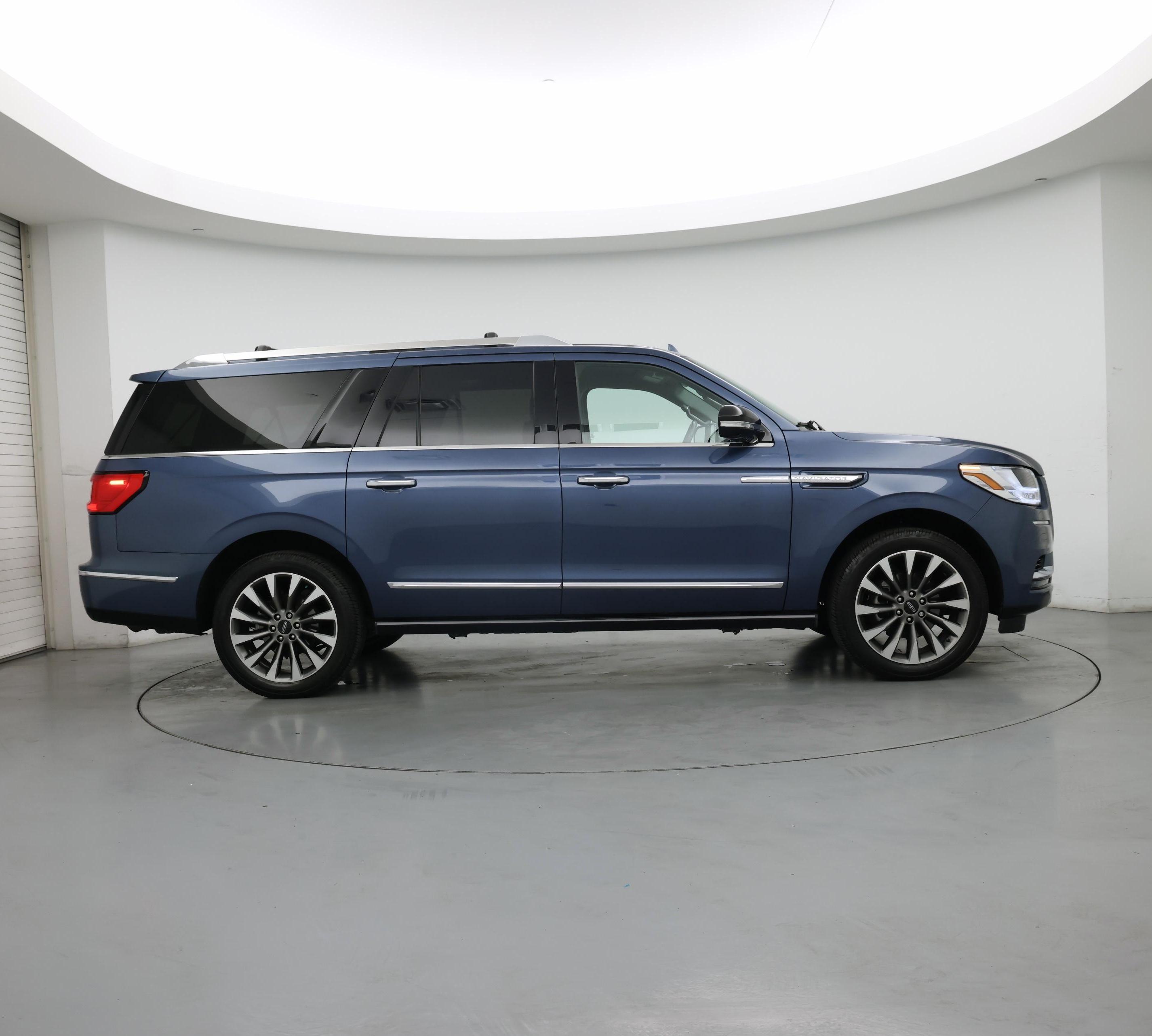 Thumbnail: 2019 Lincoln Navigator L - 7