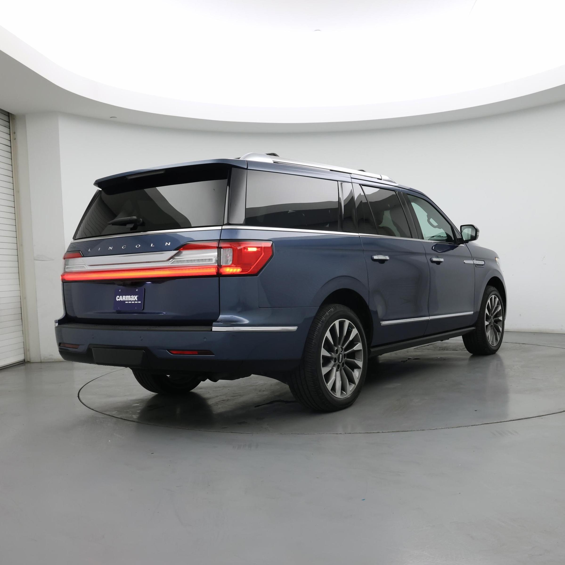 Thumbnail: 2019 Lincoln Navigator L - 8