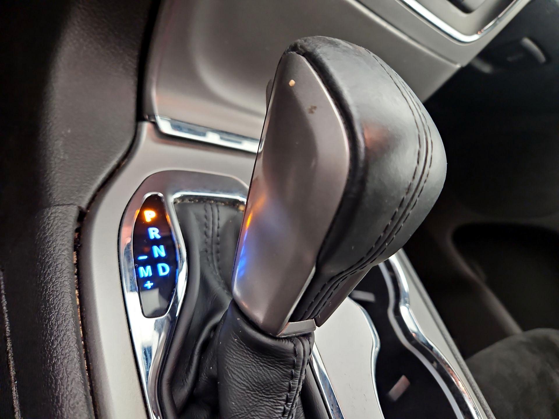 Thumbnail: 2017 Jeep Grand Cherokee - 16