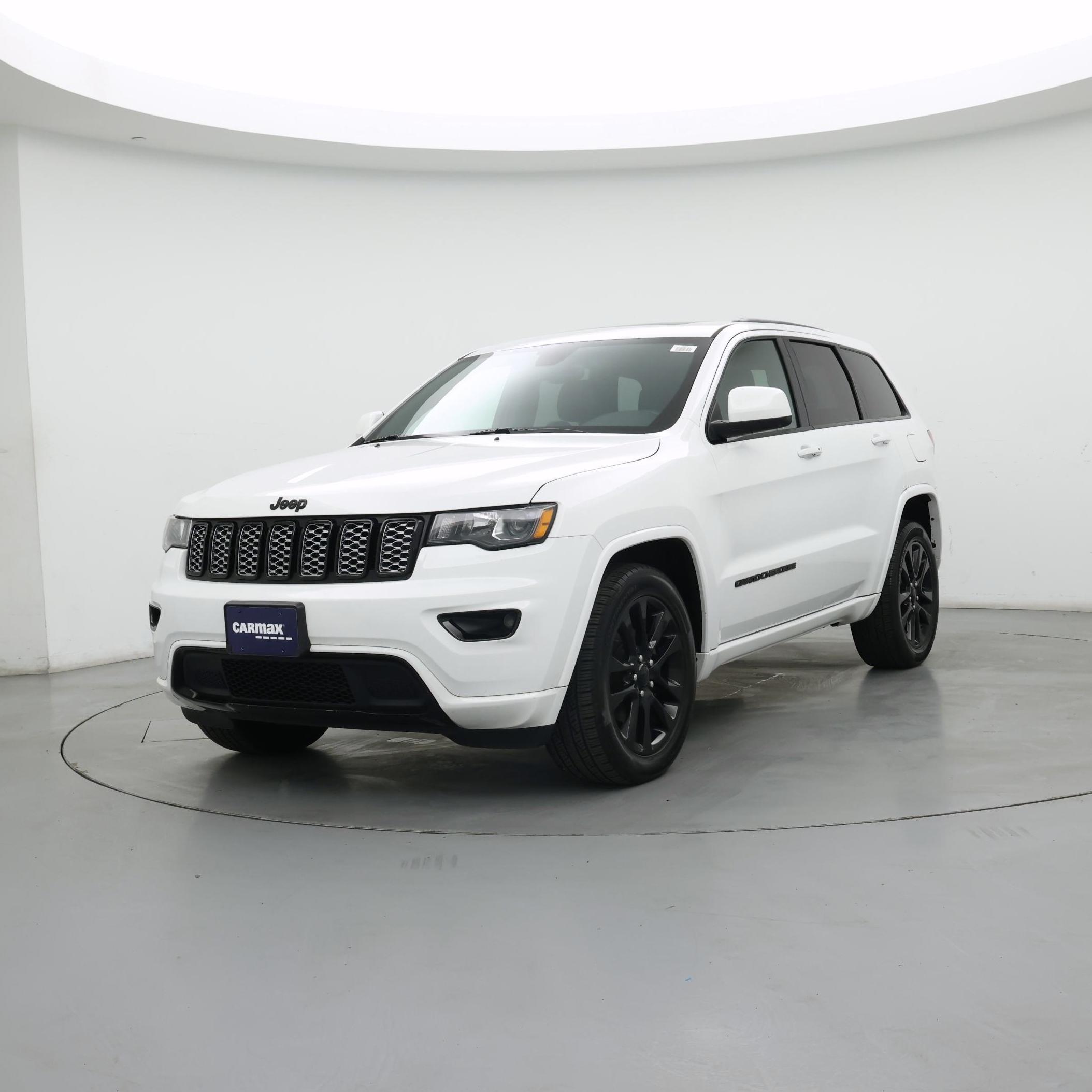 Thumbnail: 2017 Jeep Grand Cherokee - 4