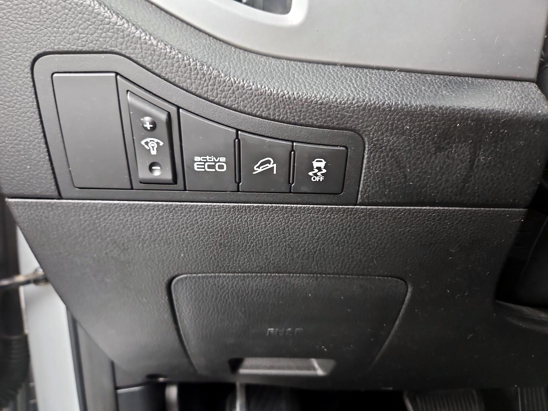 Thumbnail: 2015 Kia Sportage - 13