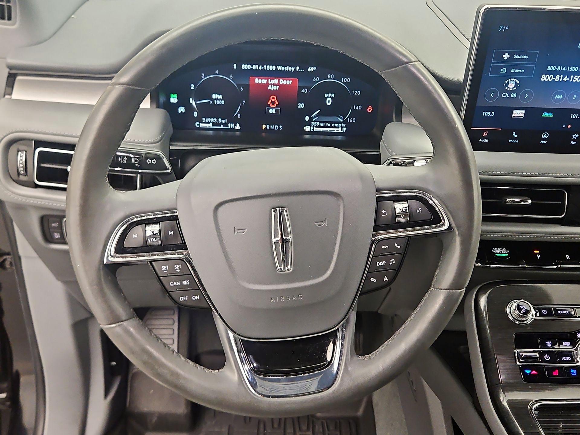 Thumbnail: 2021 Lincoln Nautilus - 10