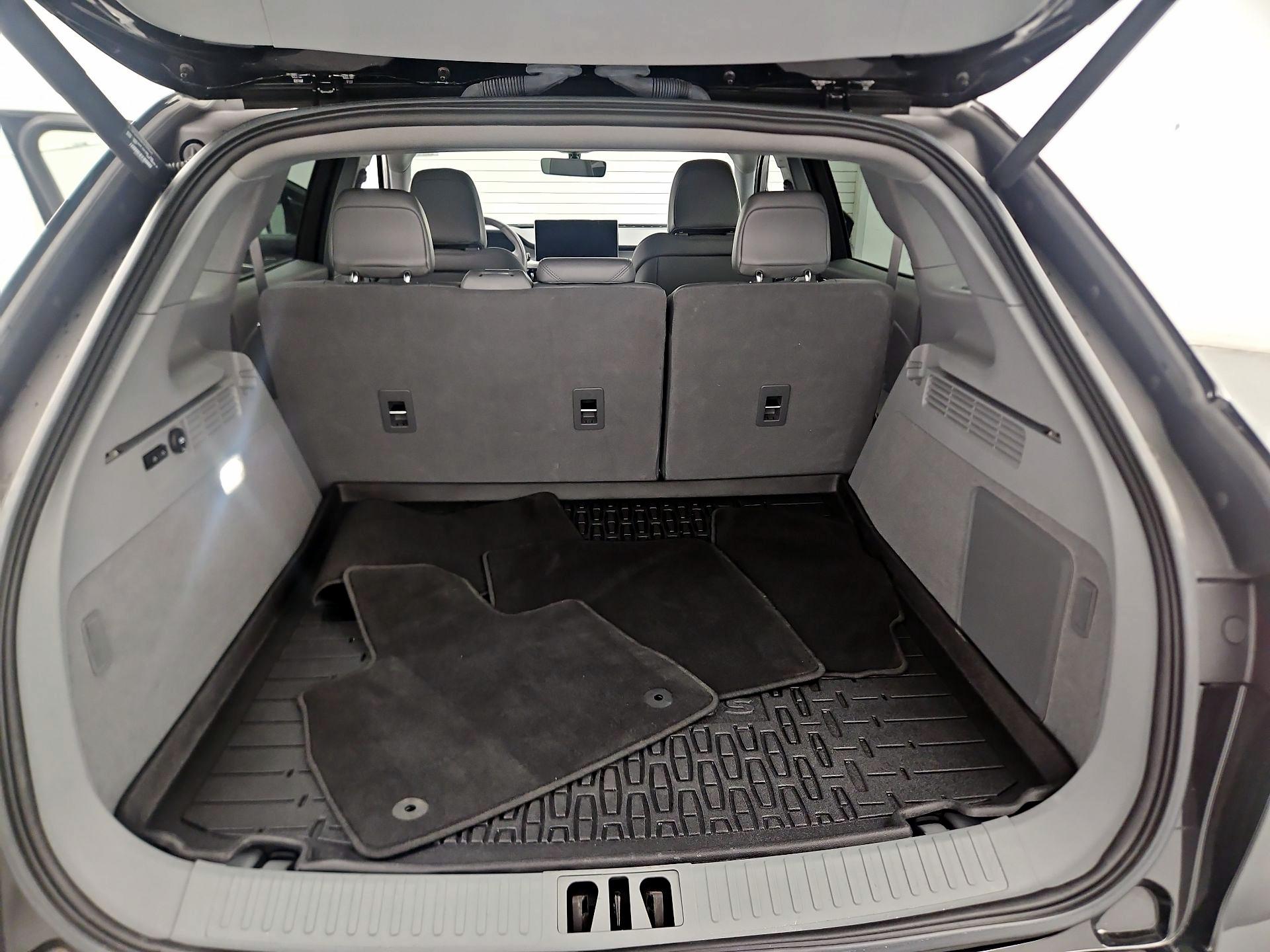 Thumbnail: 2021 Lincoln Nautilus - 19