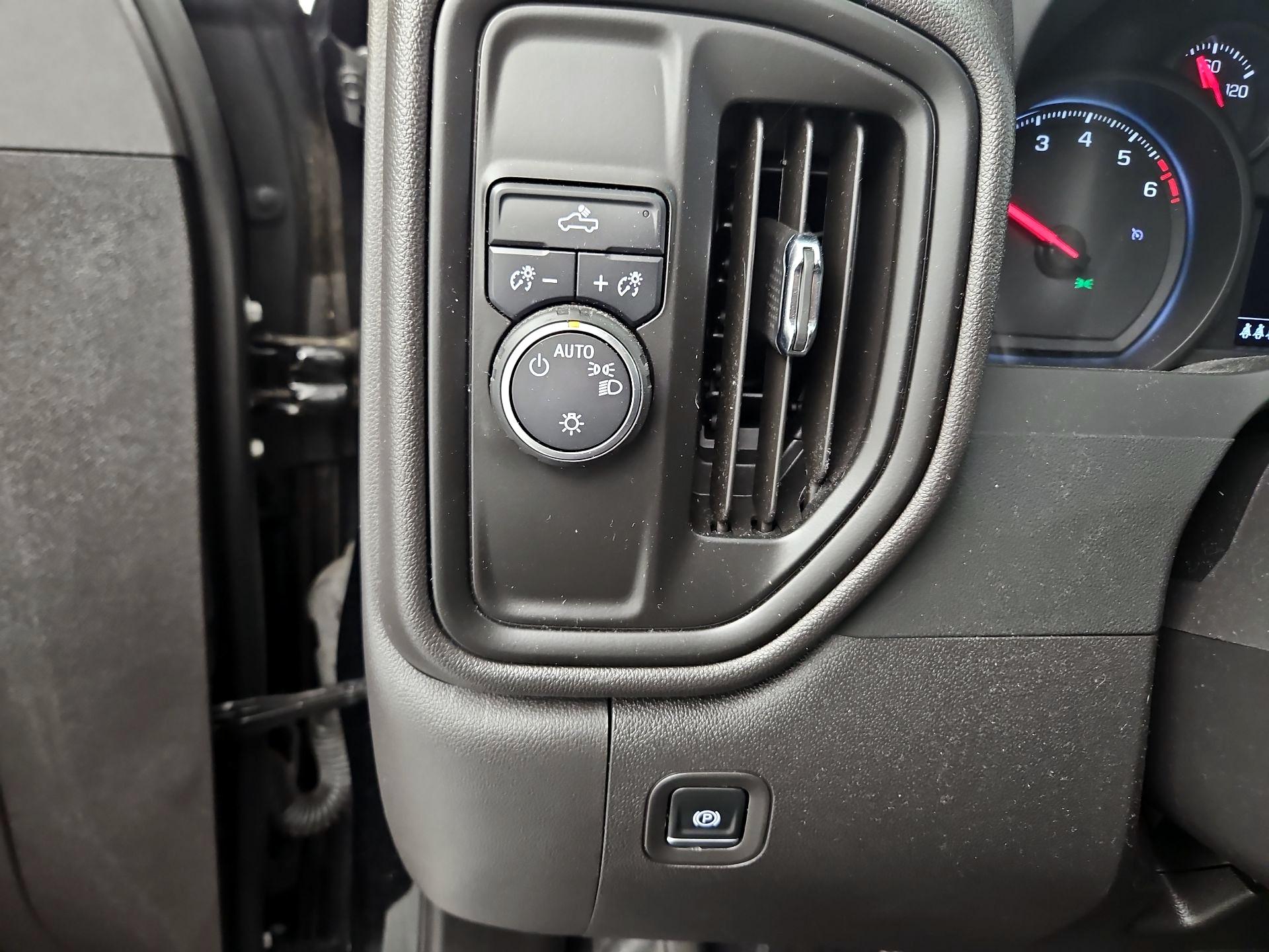 Thumbnail: 2024 Chevrolet Silverado 1500 - 13